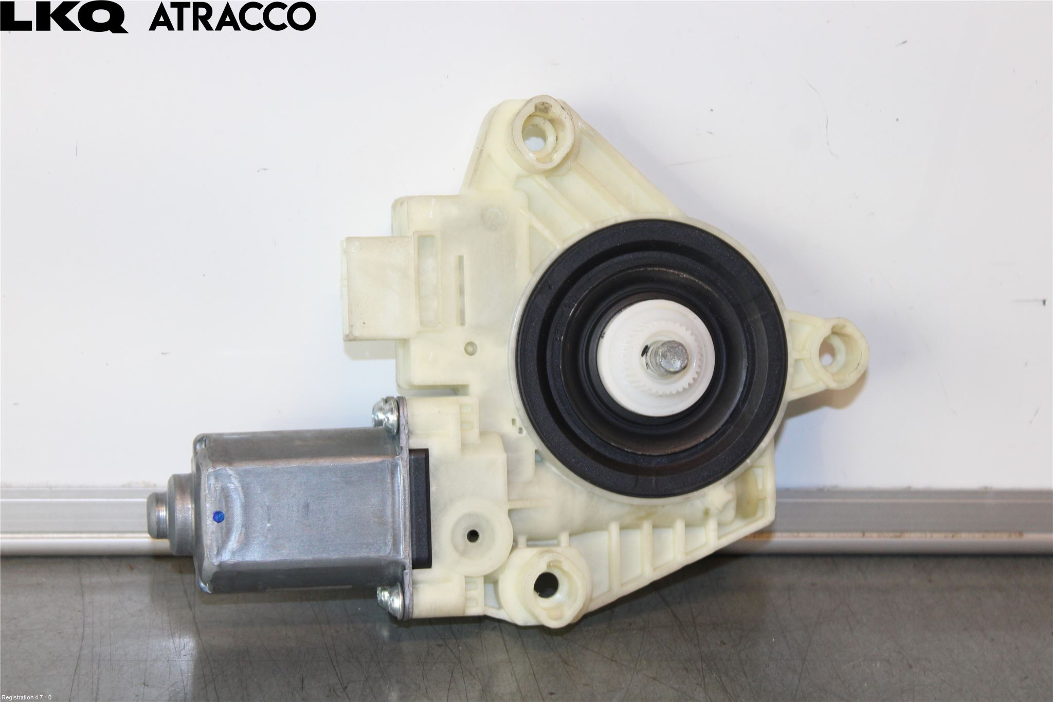 Mercedes-Benz MB C-KLASS (W205) 14-21 Vindusheismotor