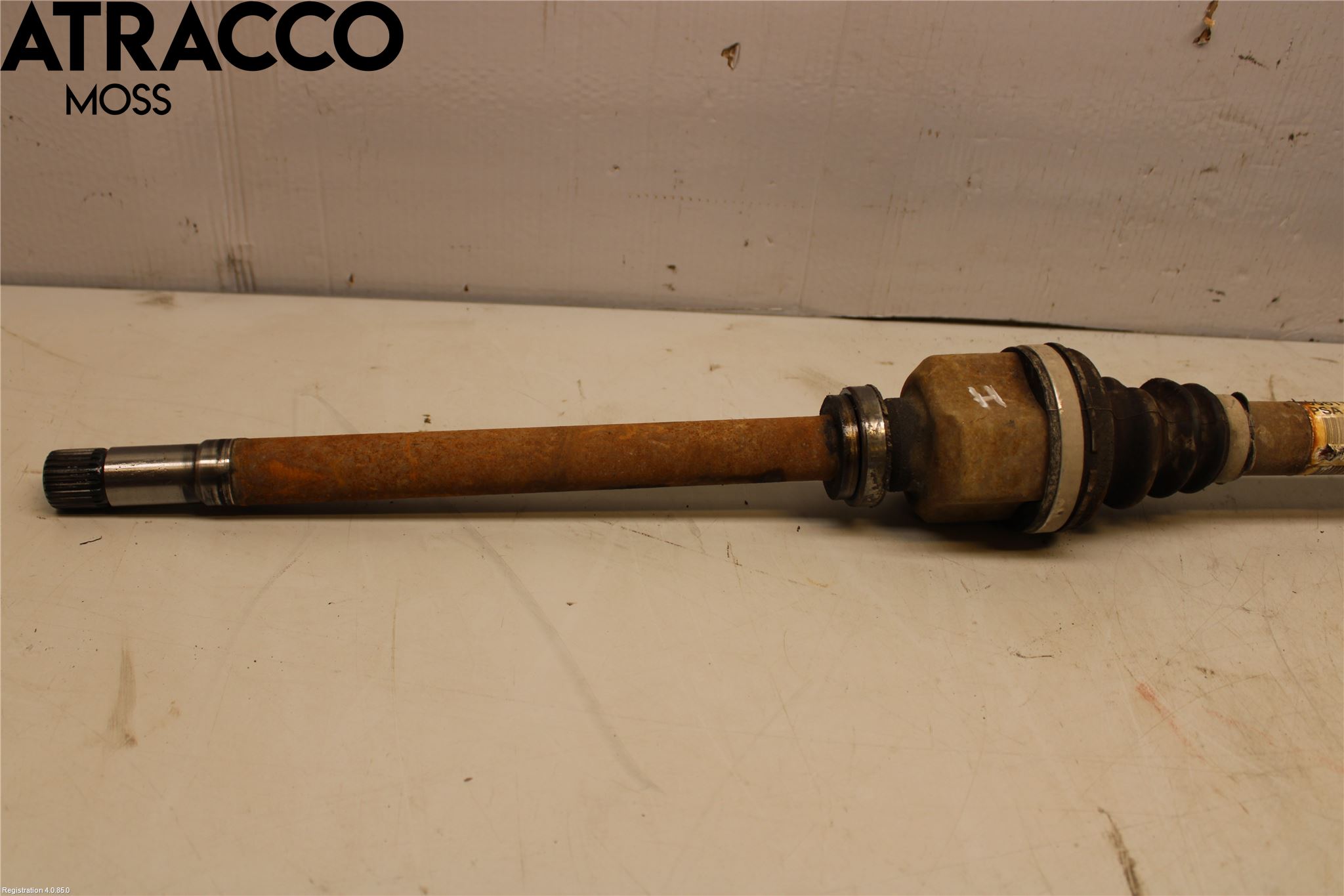 Peugeot 308 08-13 Drivaksel Foran Kompl Høyre