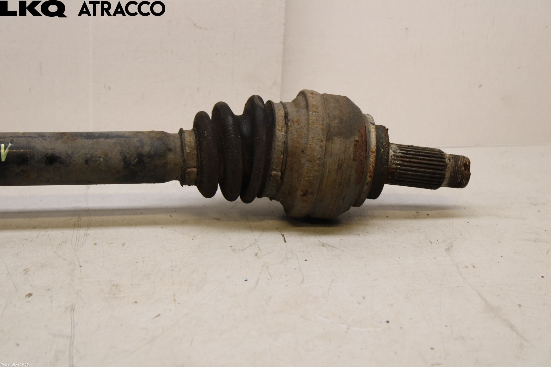 BMW 3 E90/91 SED/TOU 05-12 Drivaksel Bak Kompl Venstre