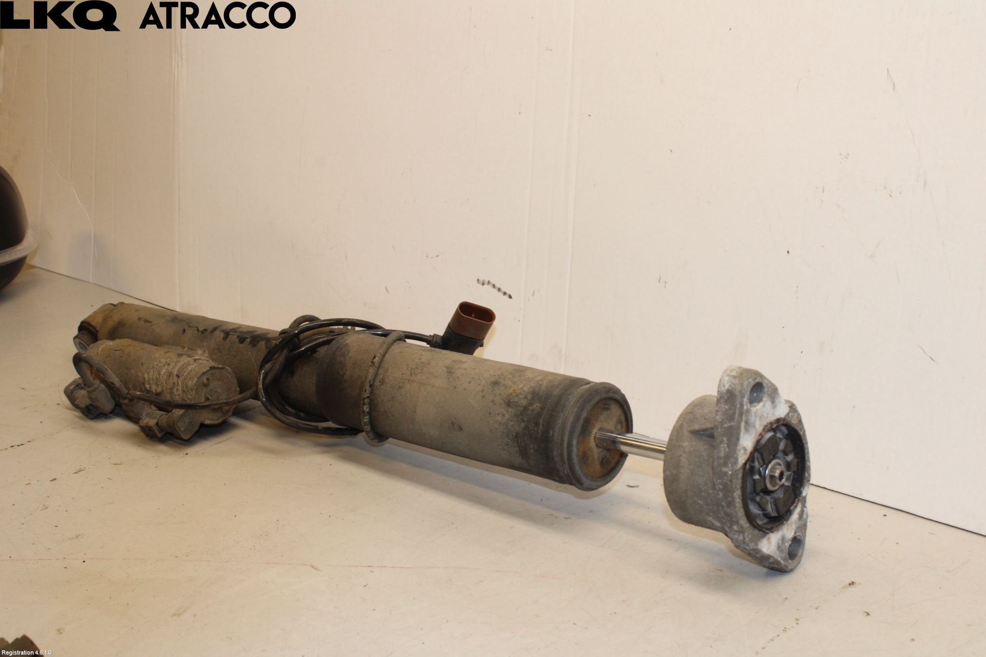 Mercedes-Benz MB C-KLASS (W205) 14-21 Støtdemper Bak