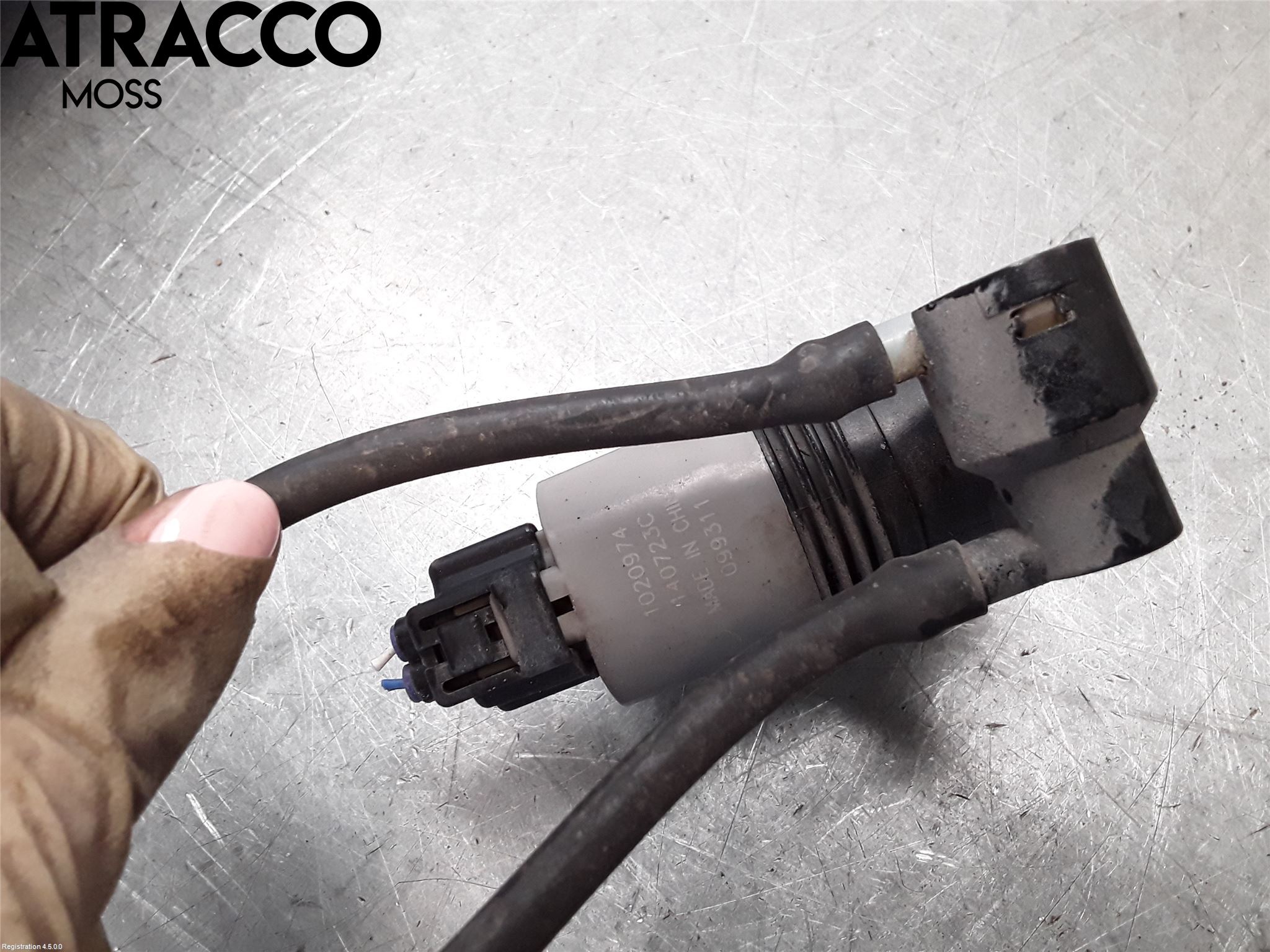 Toyota AURIS 13-19 Spylerpumpe Frontrute