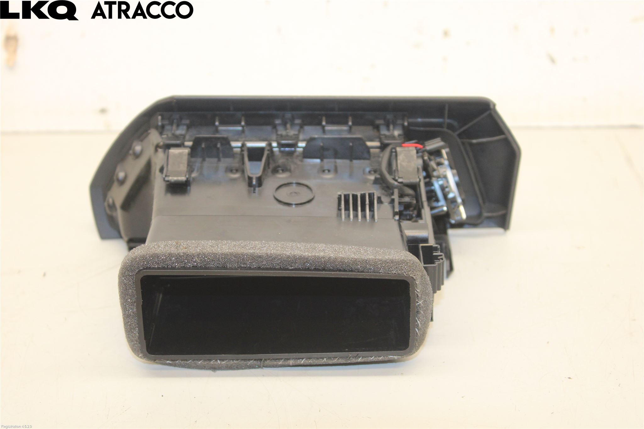 Audi E-TRON, S GE 19- Dashbord Kanal - Dyse