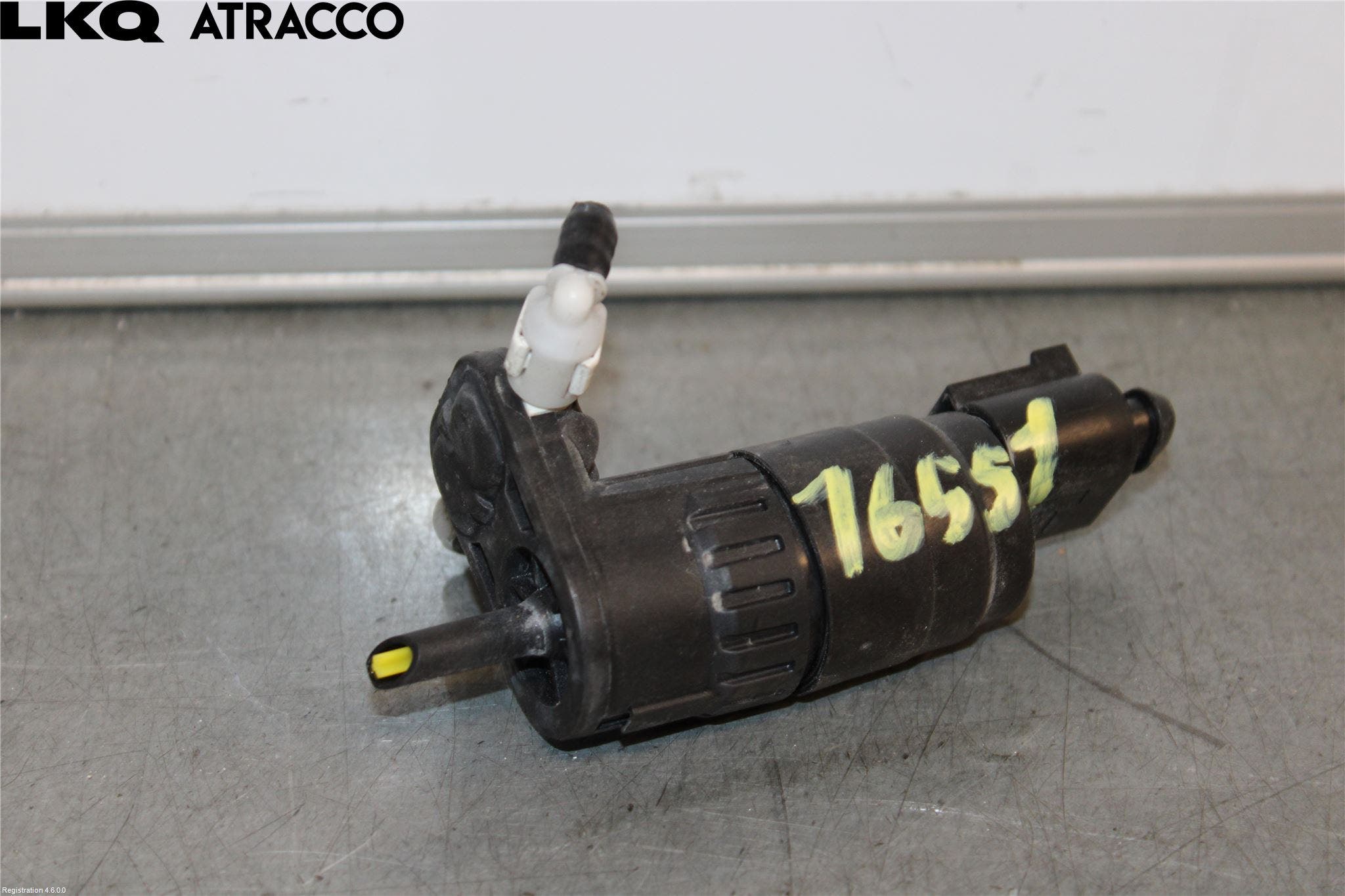 Volkswagen VW T-ROC 18- Spylerpumpe Bakluke