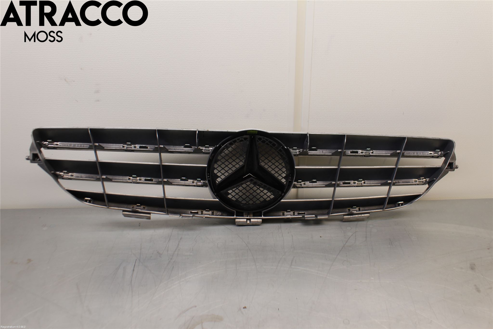 Mercedes-Benz MB CLK (C209) 02-09 Grill Komplett
