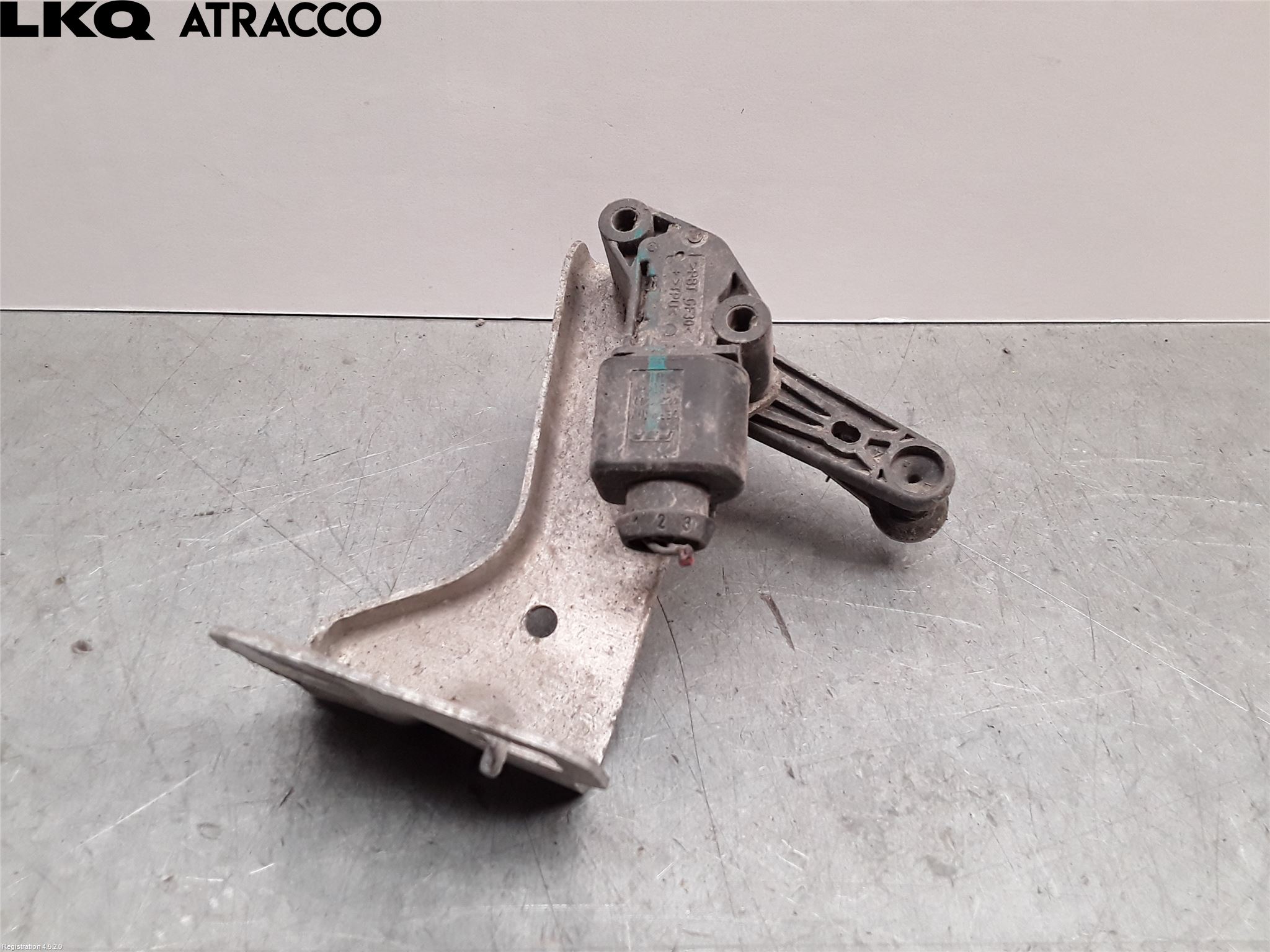 Tesla MODEL S 13- Nivåreg Sensor