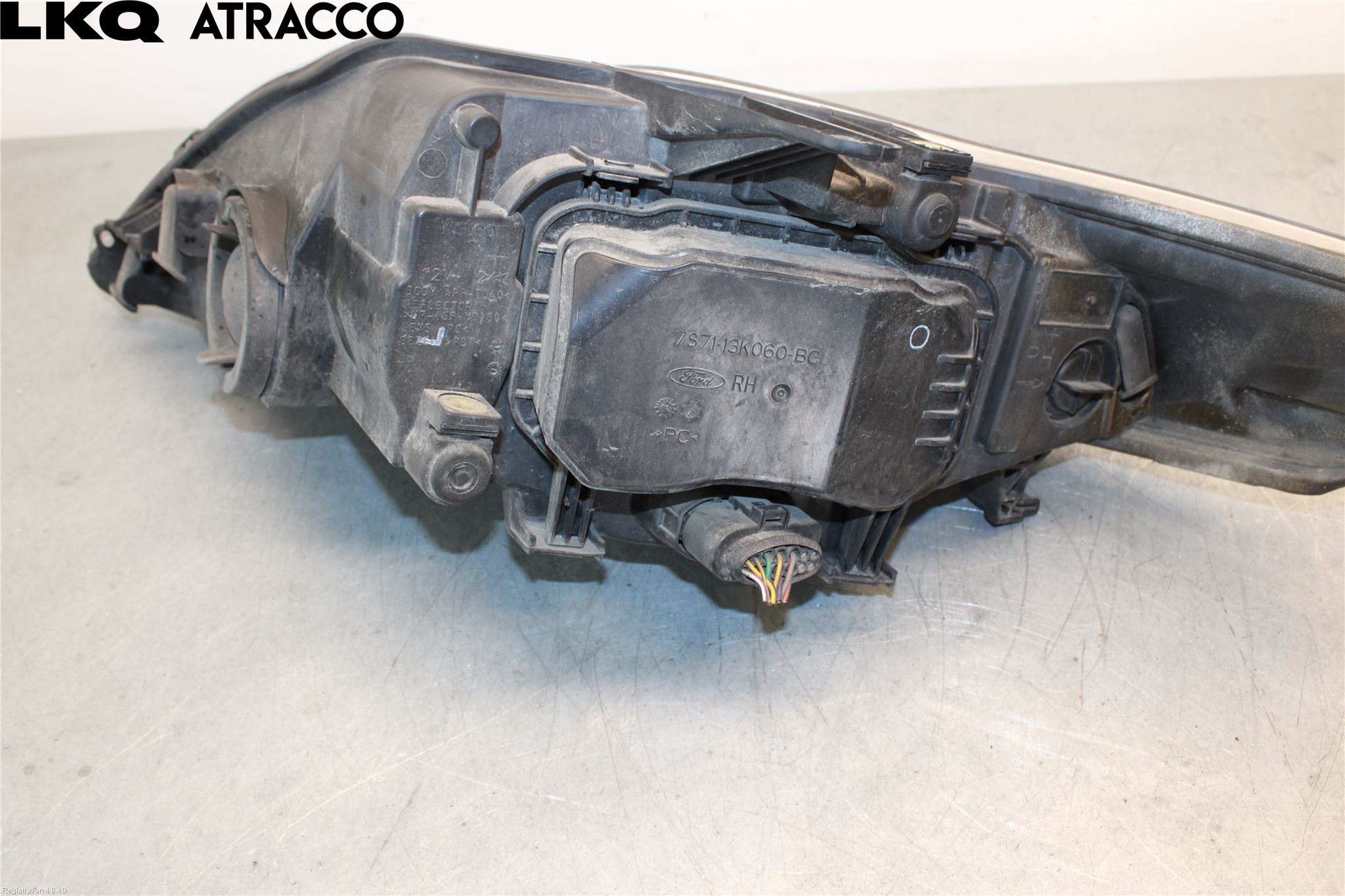 Ford MONDEO 07-15 Frontlykt Høyre