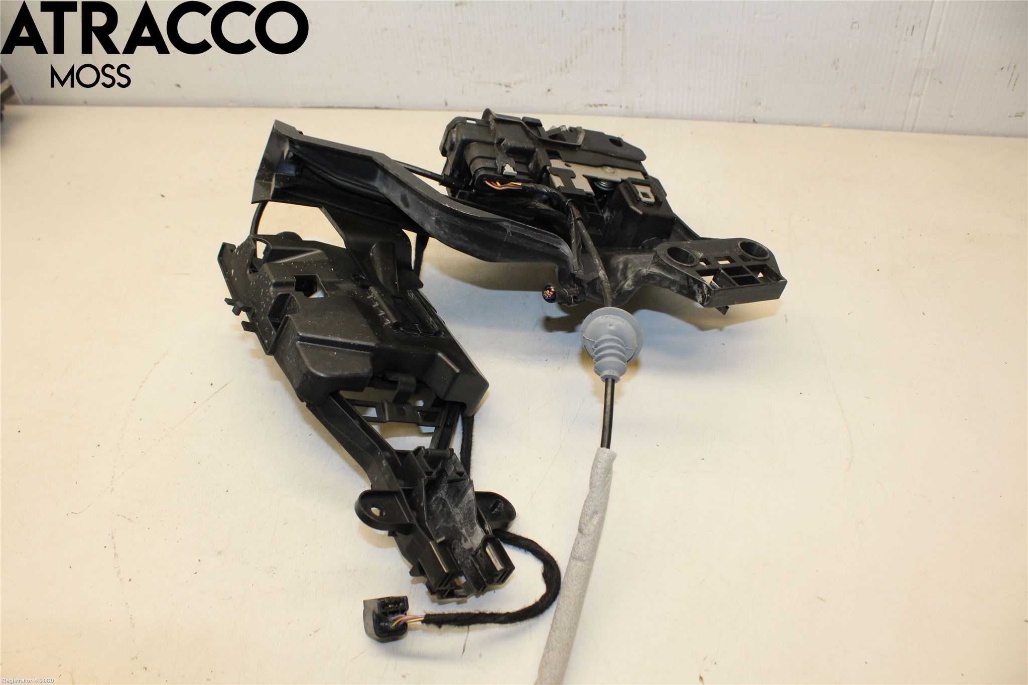 Volvo V90 CROSS COUNTRY 17->> Dørlås - Låsekasse