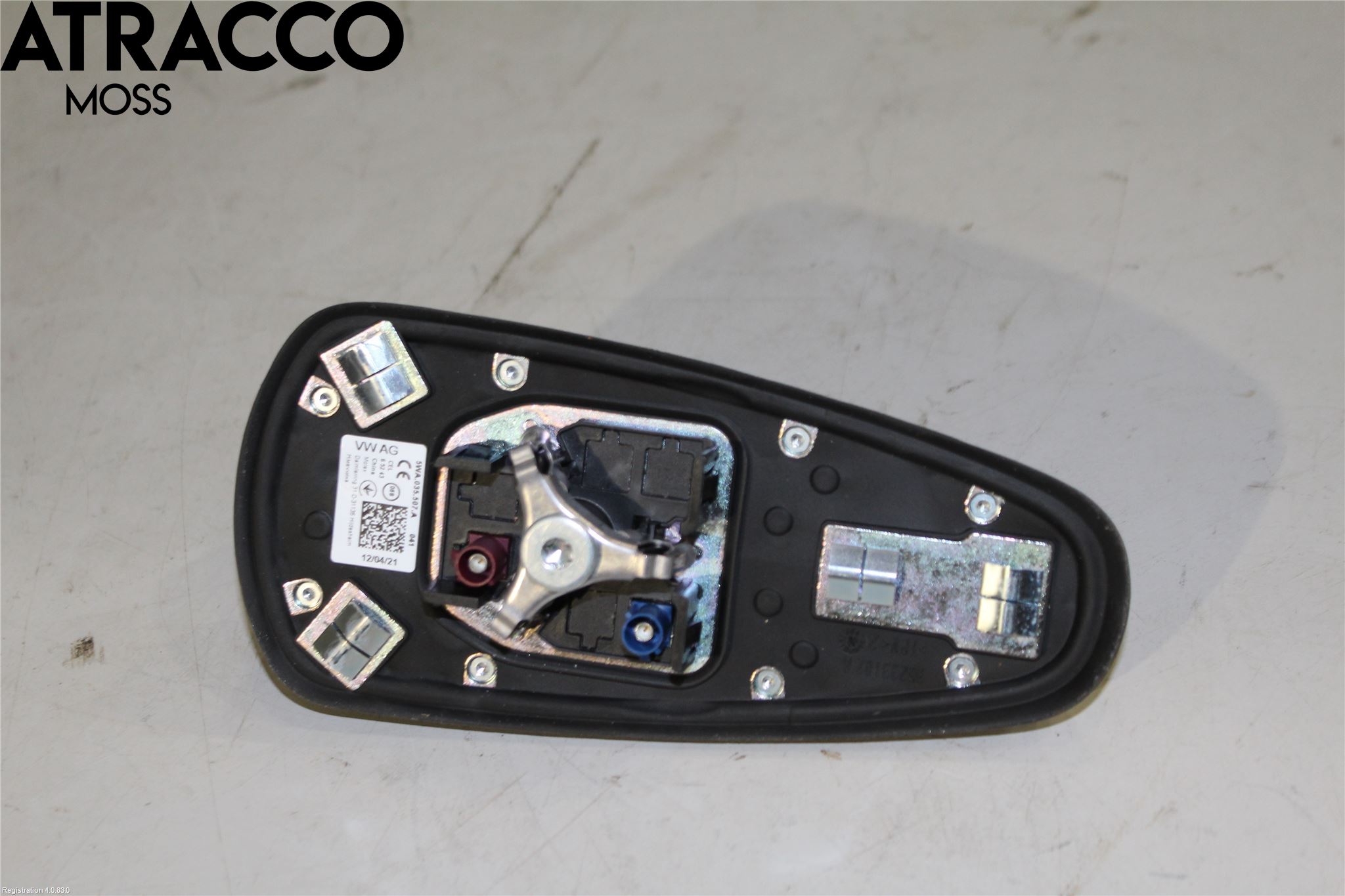 Audi Q4 E-TRON FZ 22- Antenn El