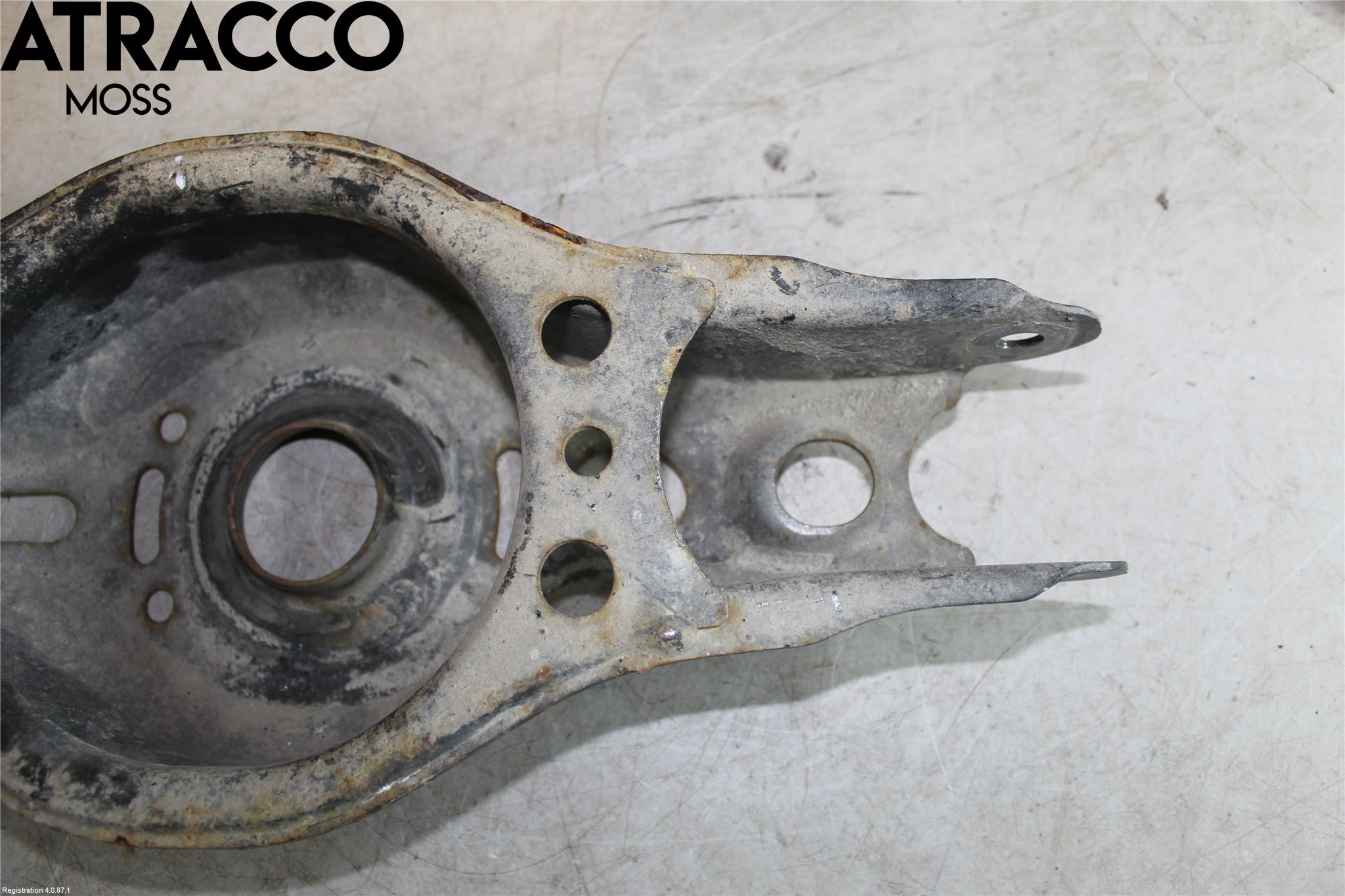 Toyota COROLLA 19- Bærearm Bak Høyre