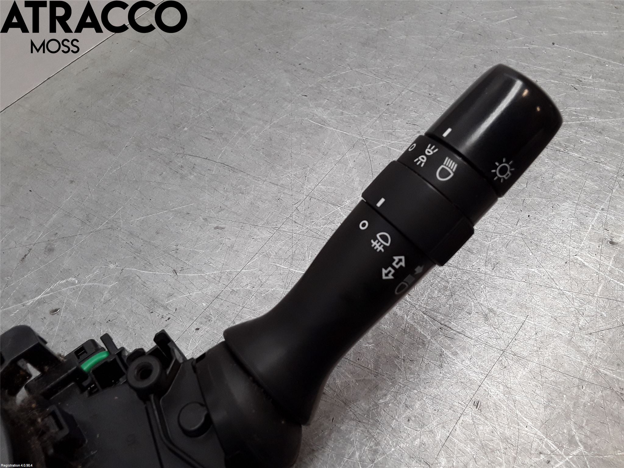 Toyota YARIS XP130 12-14 Bryter Ratt Kombi H Og V