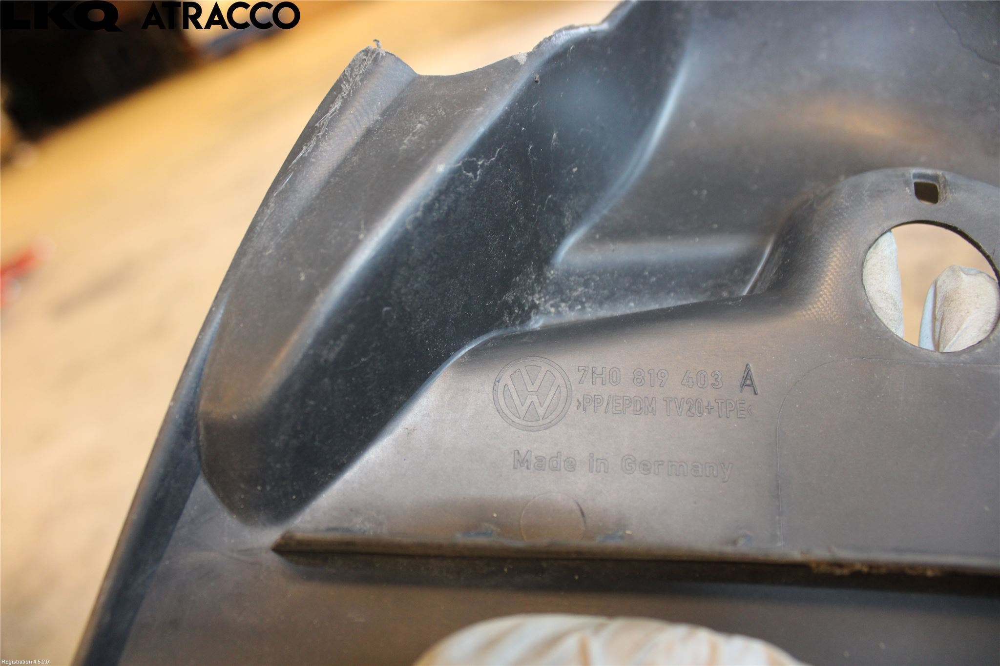 Volkswagen VW TRANSP/CARAVELLE (T5) 04-15 Visker Deksel-Grill-Under Frr