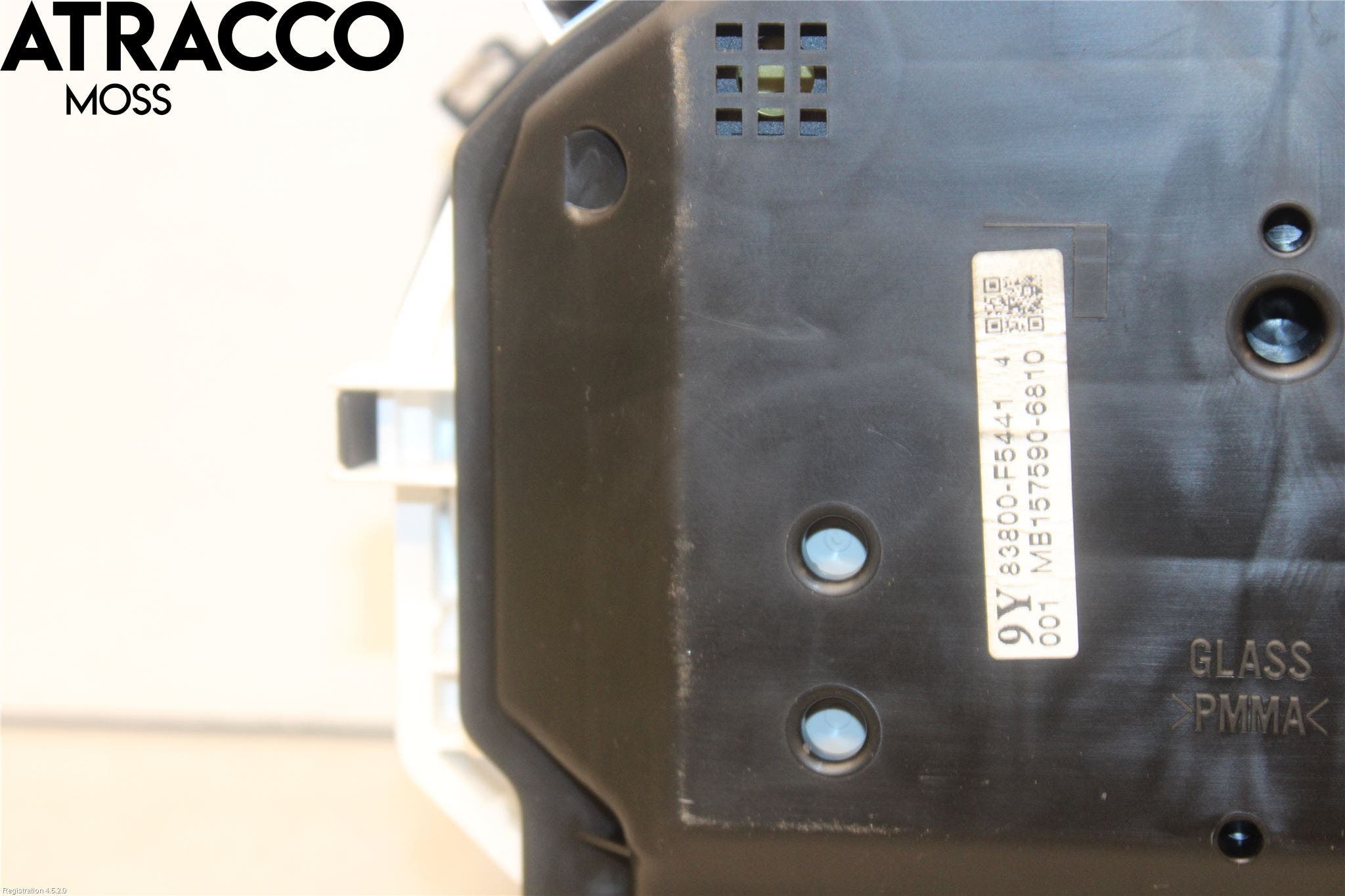 Toyota YARIS XP130 15-20 Instr Kombinert