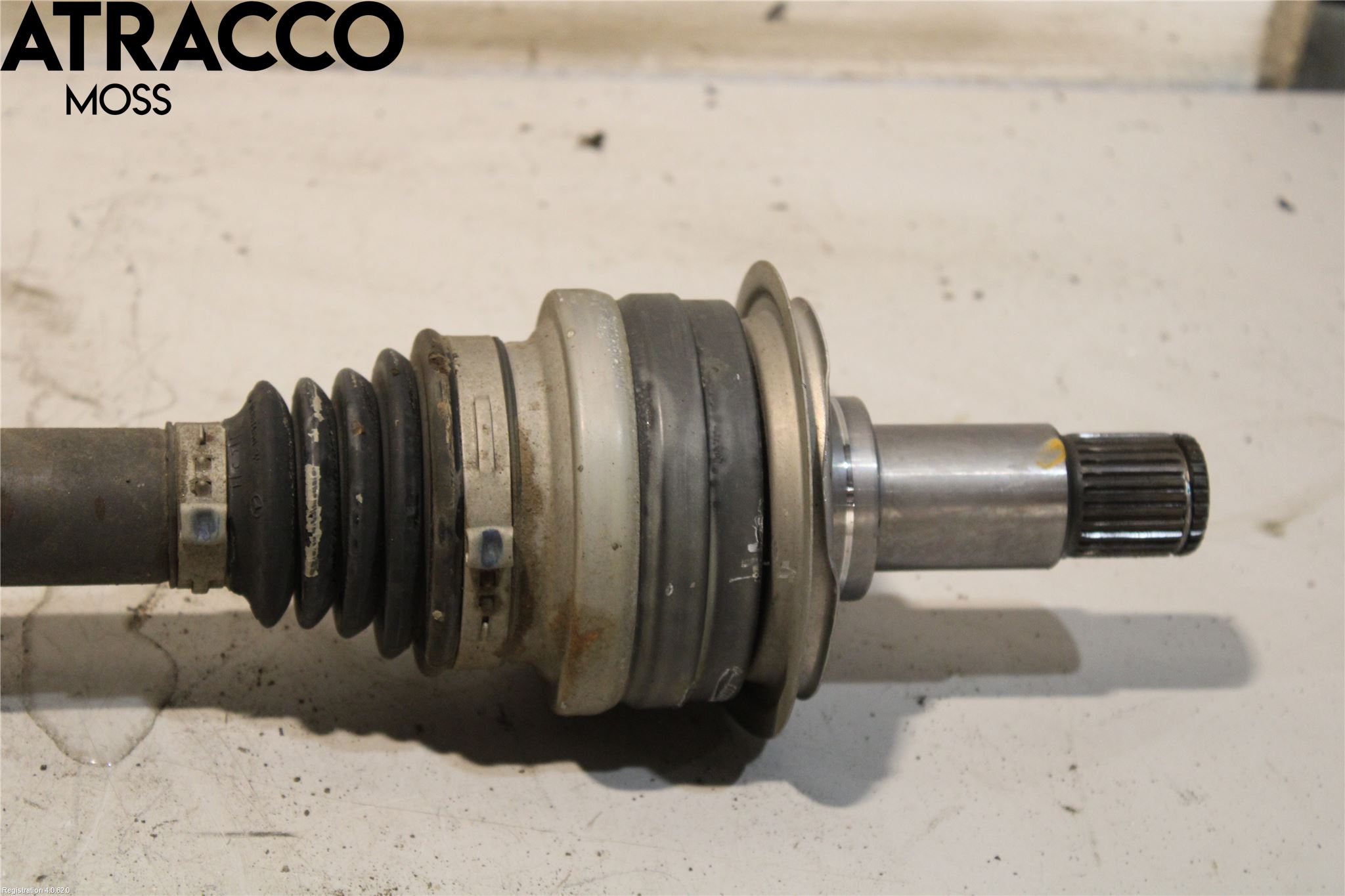 Mercedes-Benz MB C-KLASS (W205) 14-21 Drivaksel Bak Kompl Venstre