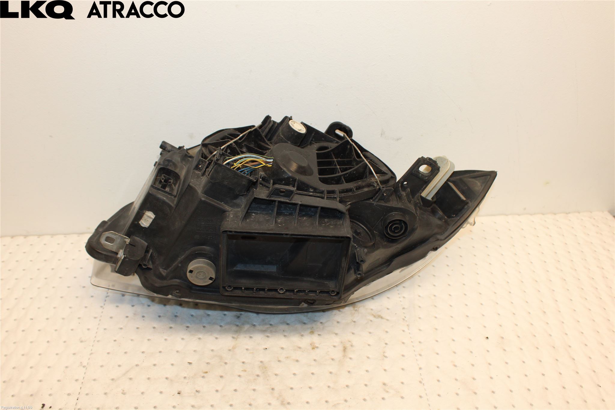 BMW 1 E87/81 5D/3D 03-11 Frontlykt Høyre