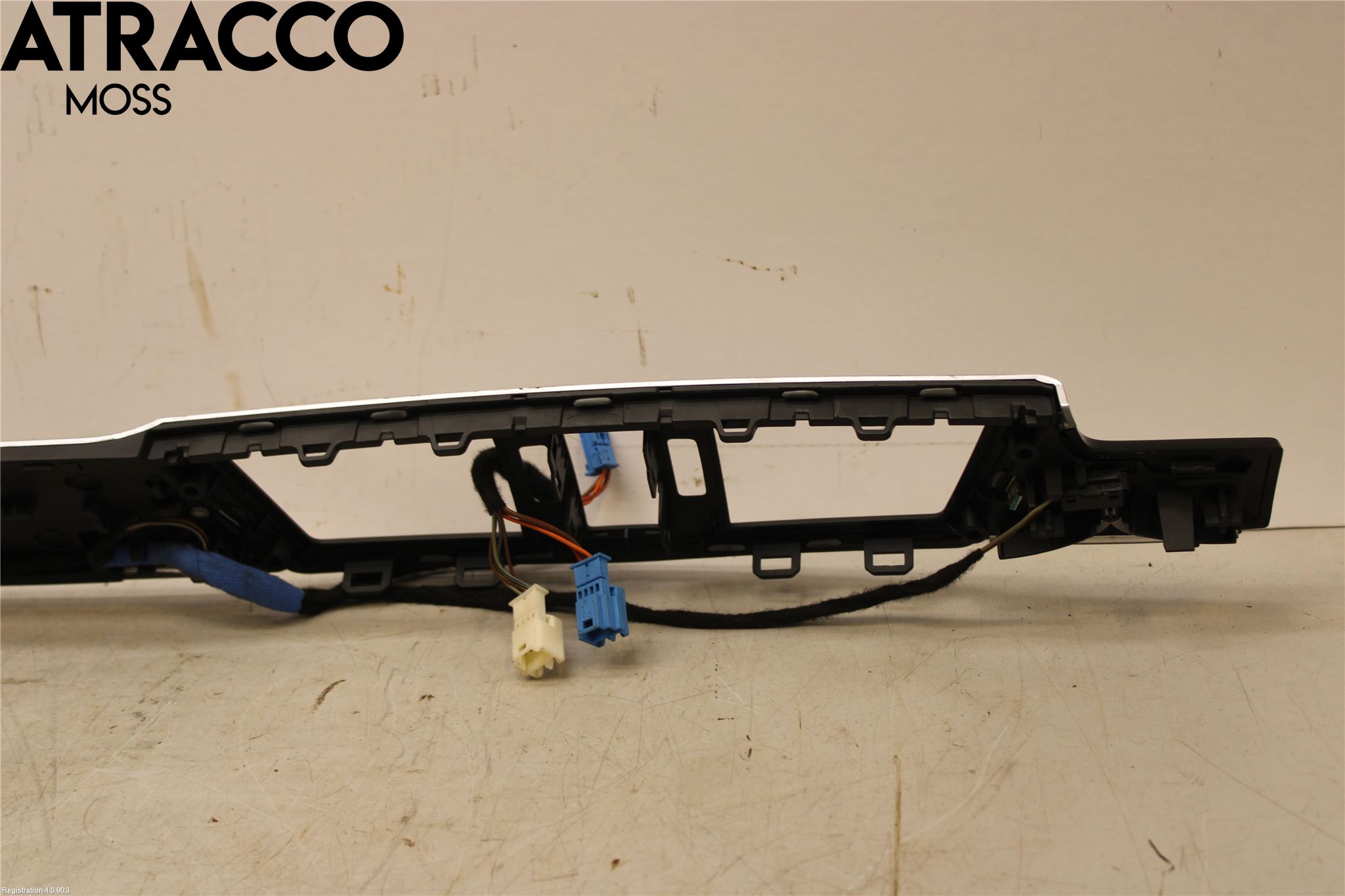 Mercedes-Benz MB E-KLASS (W212) 09-16 Dashbord Kanal - Dyse