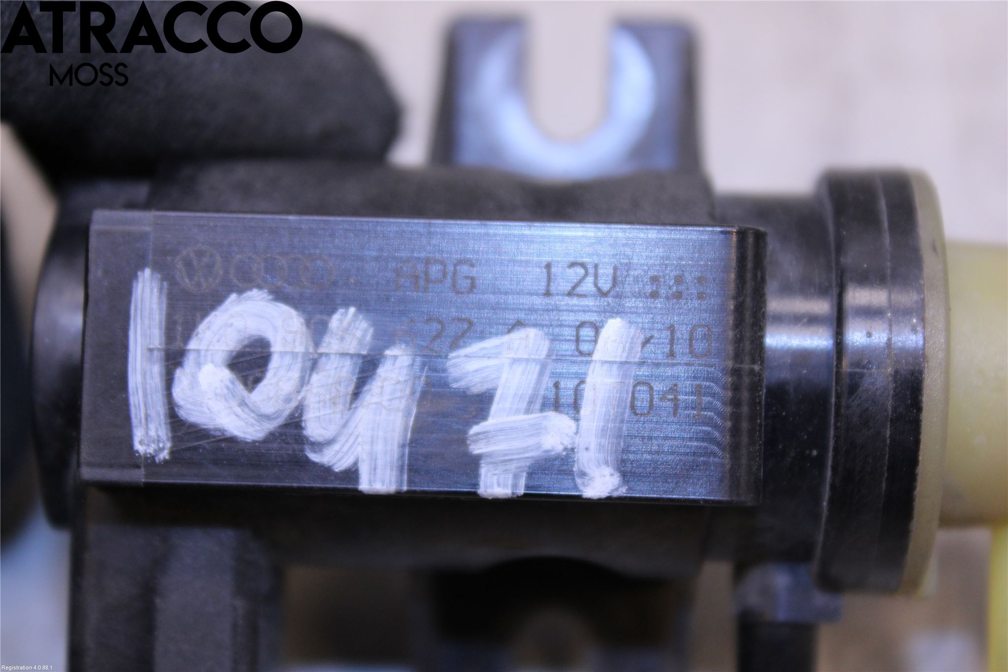 Volkswagen VW CADDY      04-10 Vacuumventil