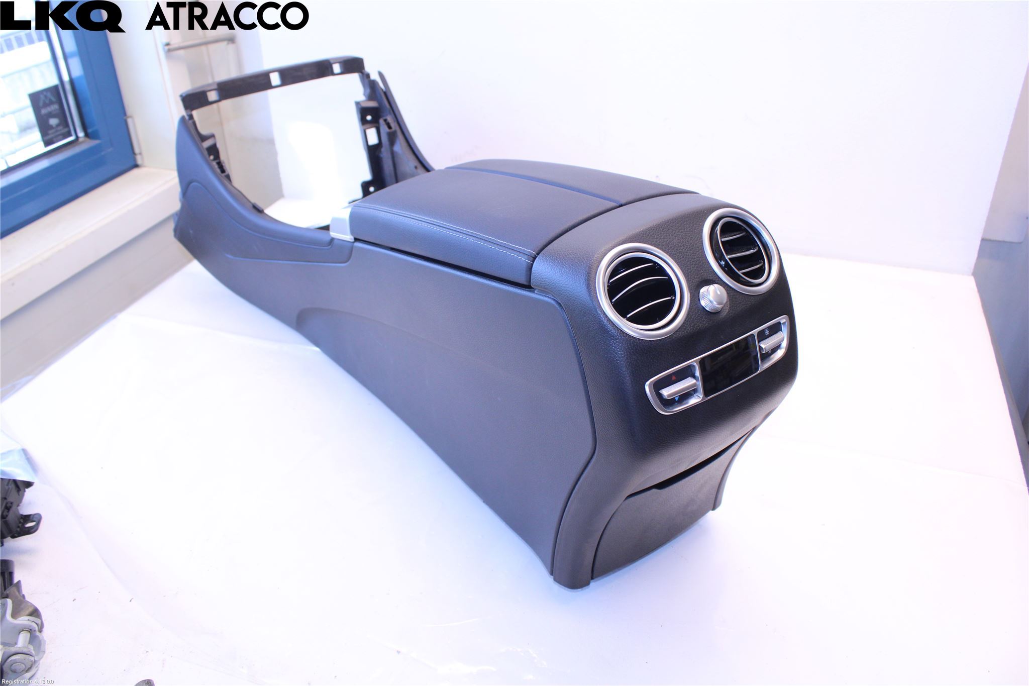 Mercedes-Benz MB EQC (N293) 20- Innr Armlene