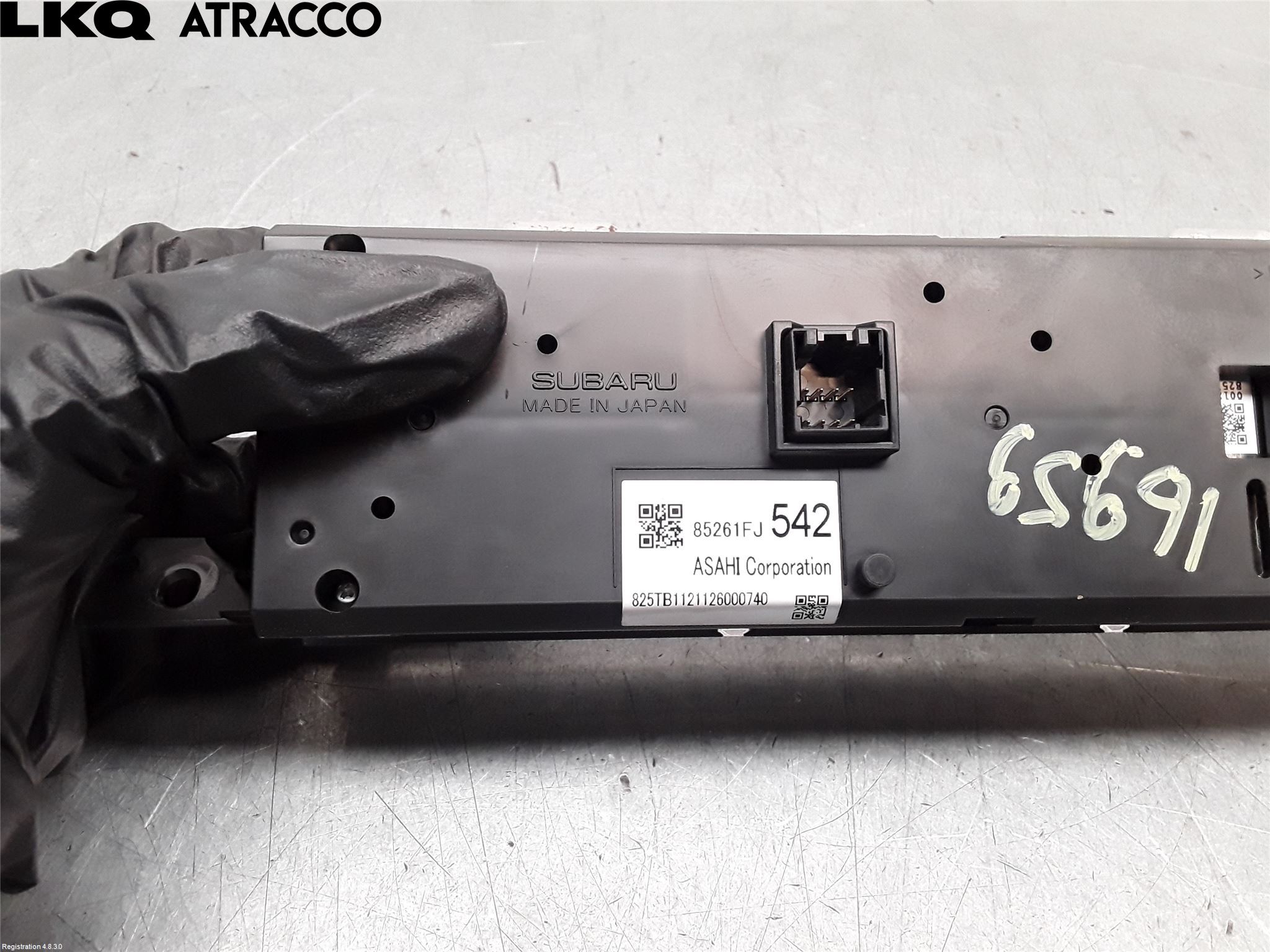 Subaru XV 12-17 Instrumentkonsoll Midt