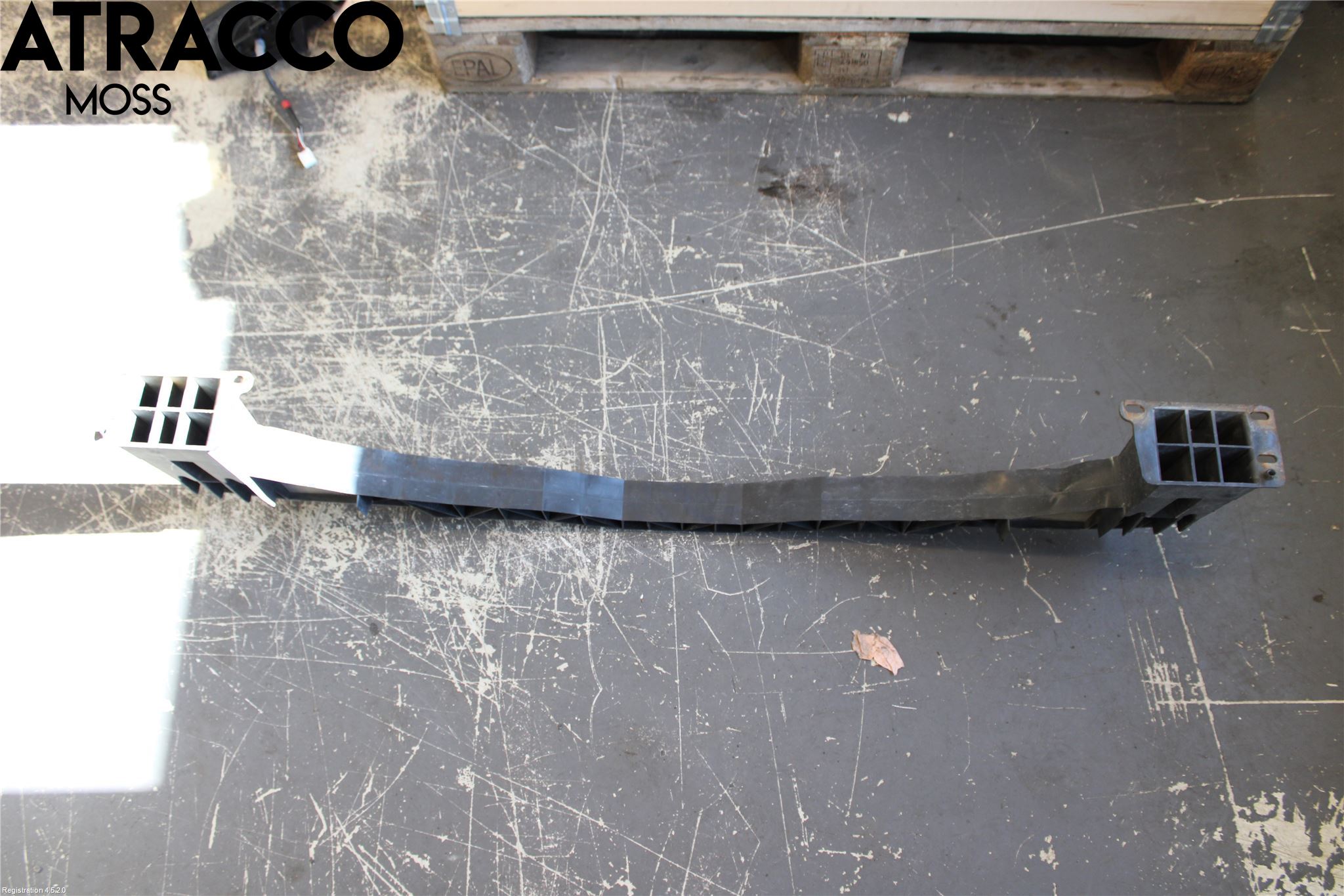 Citroen C4 I   05-10 Støtfanger Foran Midt Del