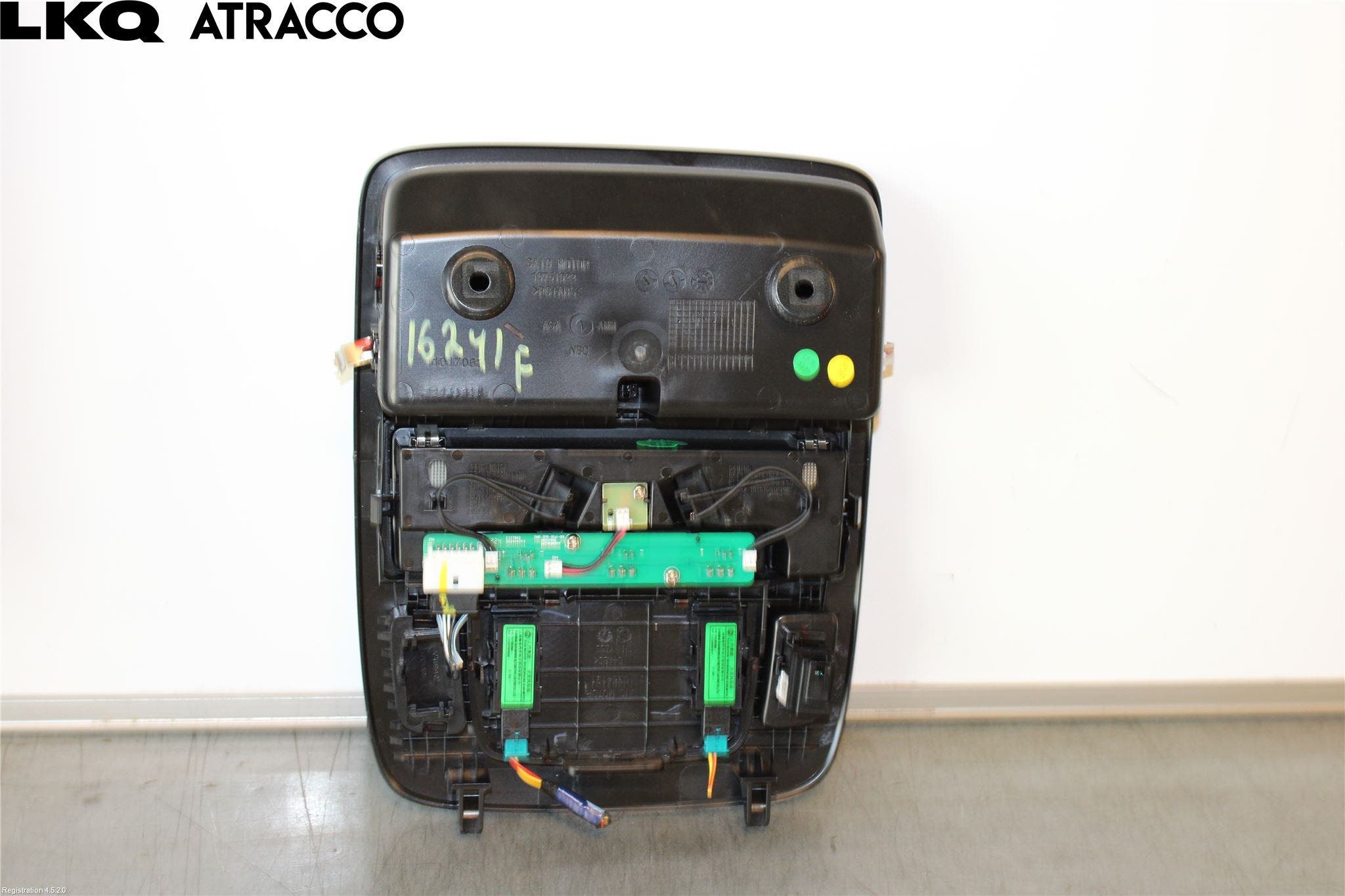 MG 4 23- Innr Taklys