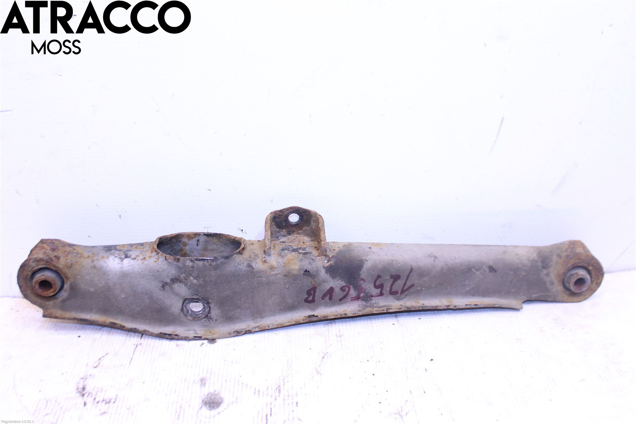 Mitsubishi OUTLANDER 13-21 Bærearm Bak Venstre