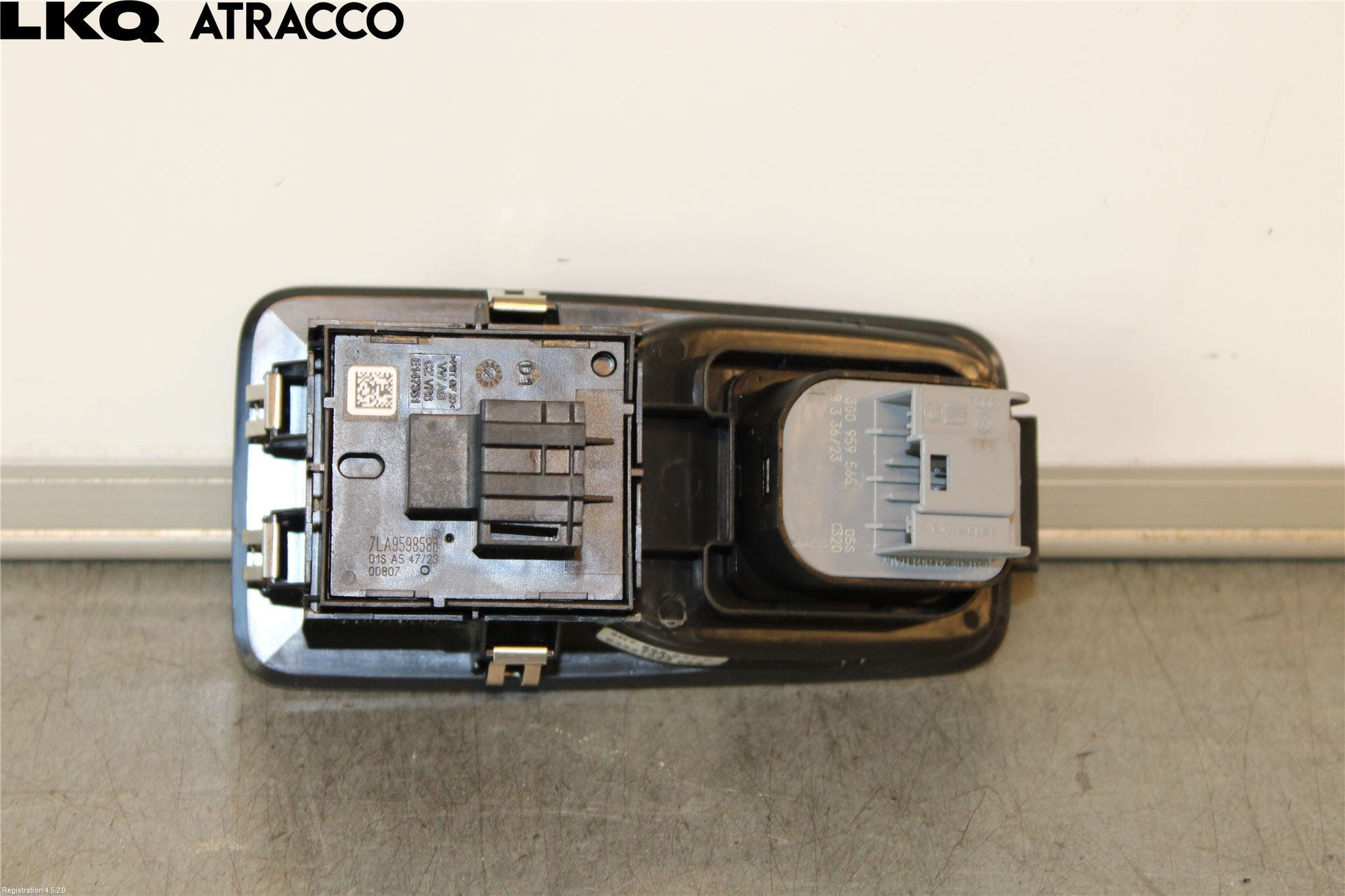 Volkswagen VW CADDY 21- Bryter Vindusheis