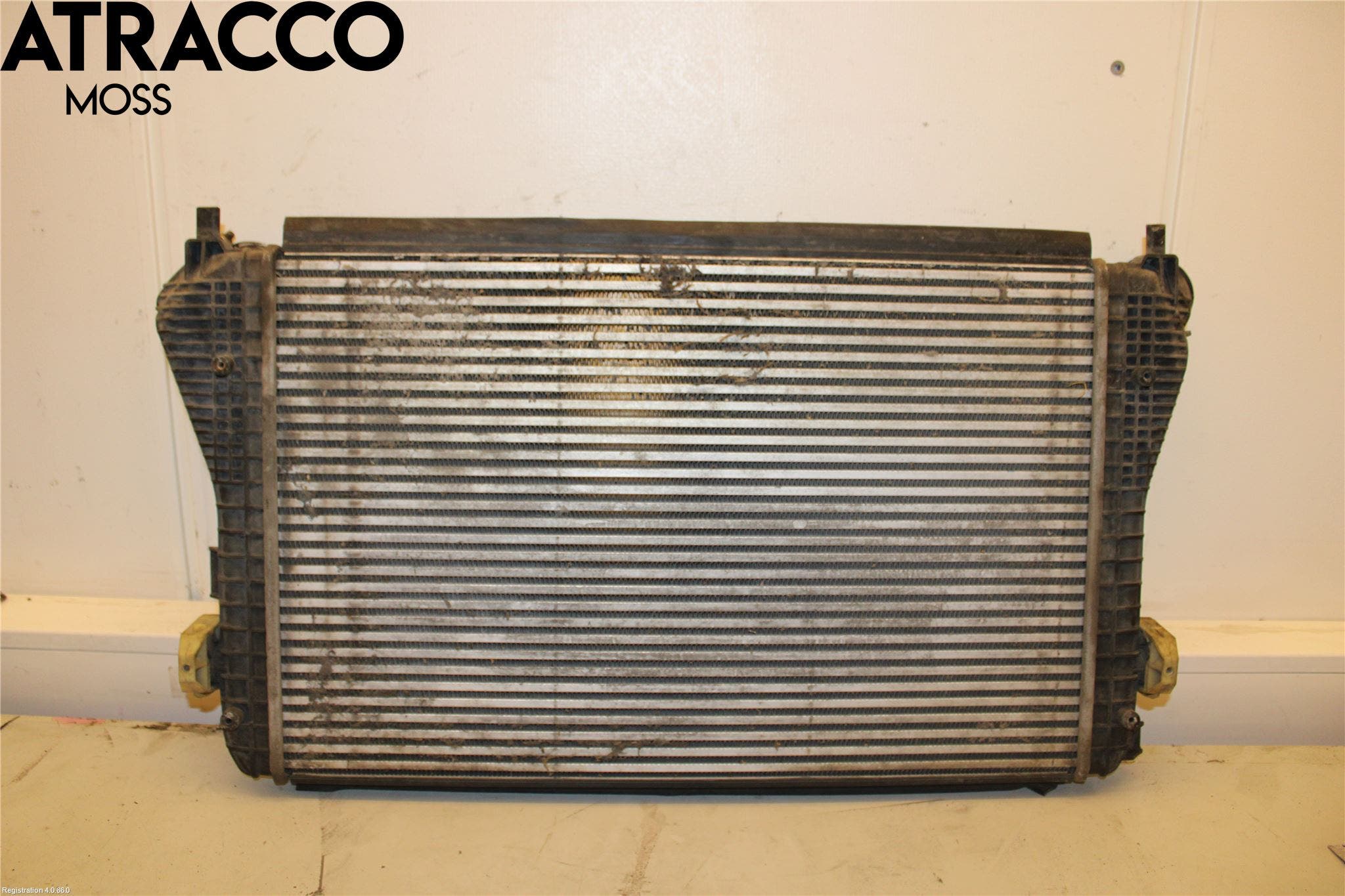 Volkswagen VW TOURAN 10-15 Radiator Automat