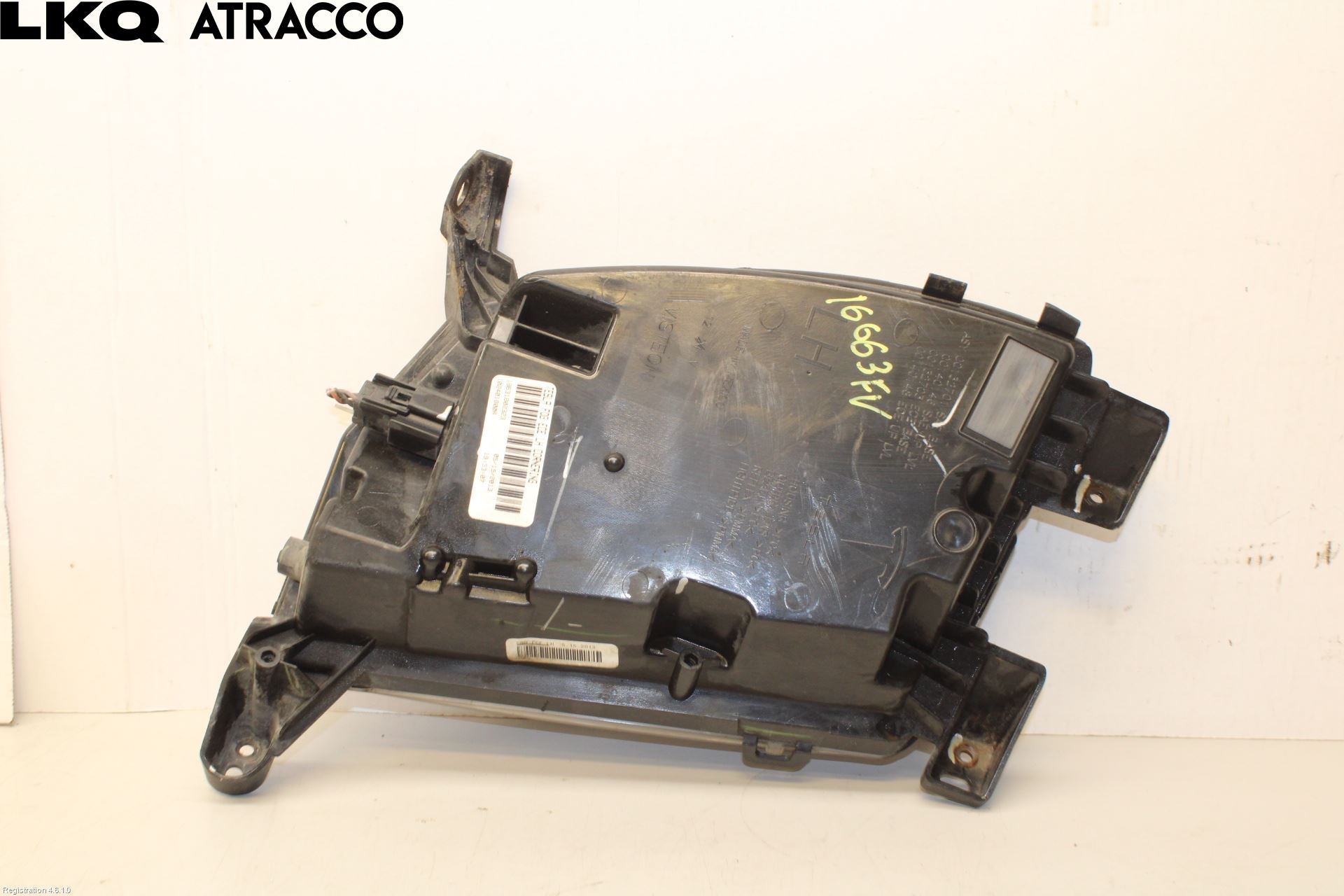 Tesla MODEL S 13- Frontlykt-Kurve-Tåkelys