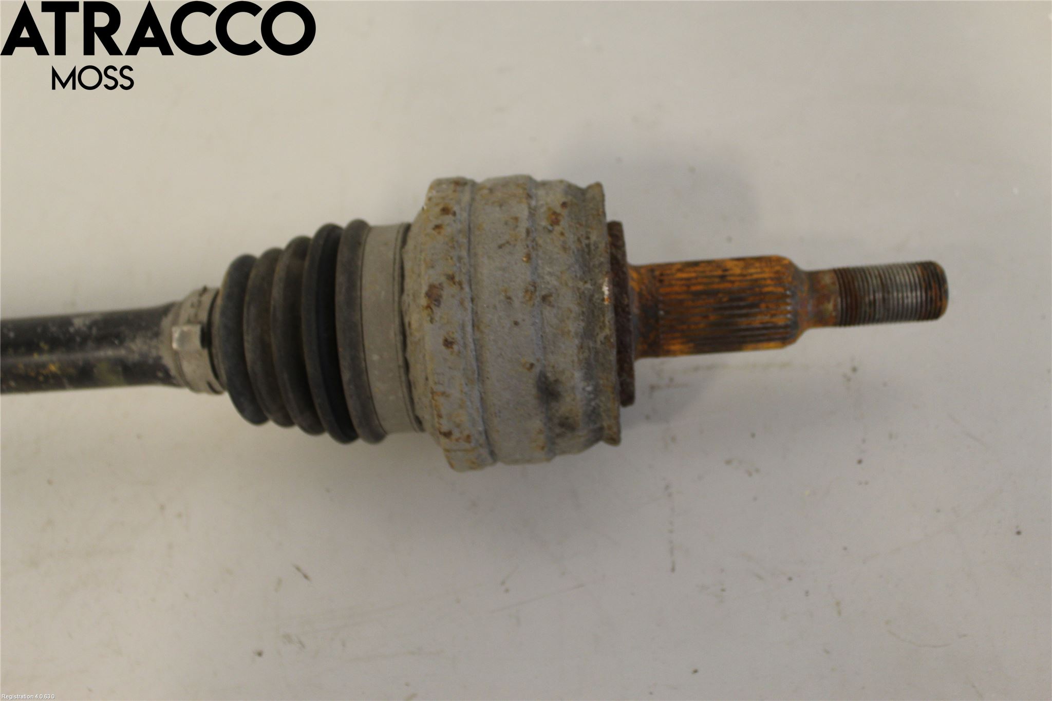 Volkswagen VW TRANSP/CARAVELLE (T5) 04-15 Drivaksel Bak Kompl Høyre