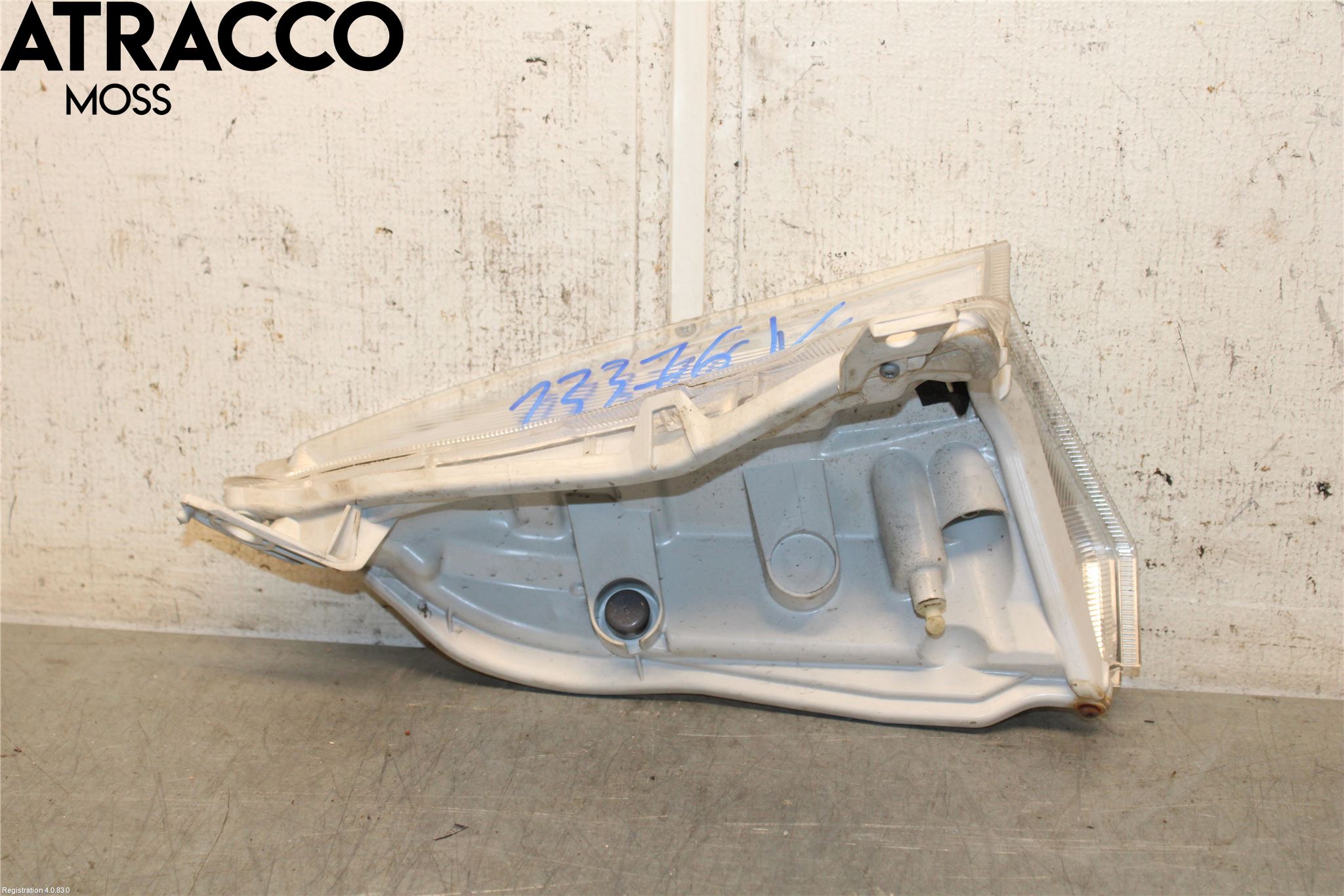 Nissan LEAF 11-17 Frontlykt Hus Venstre