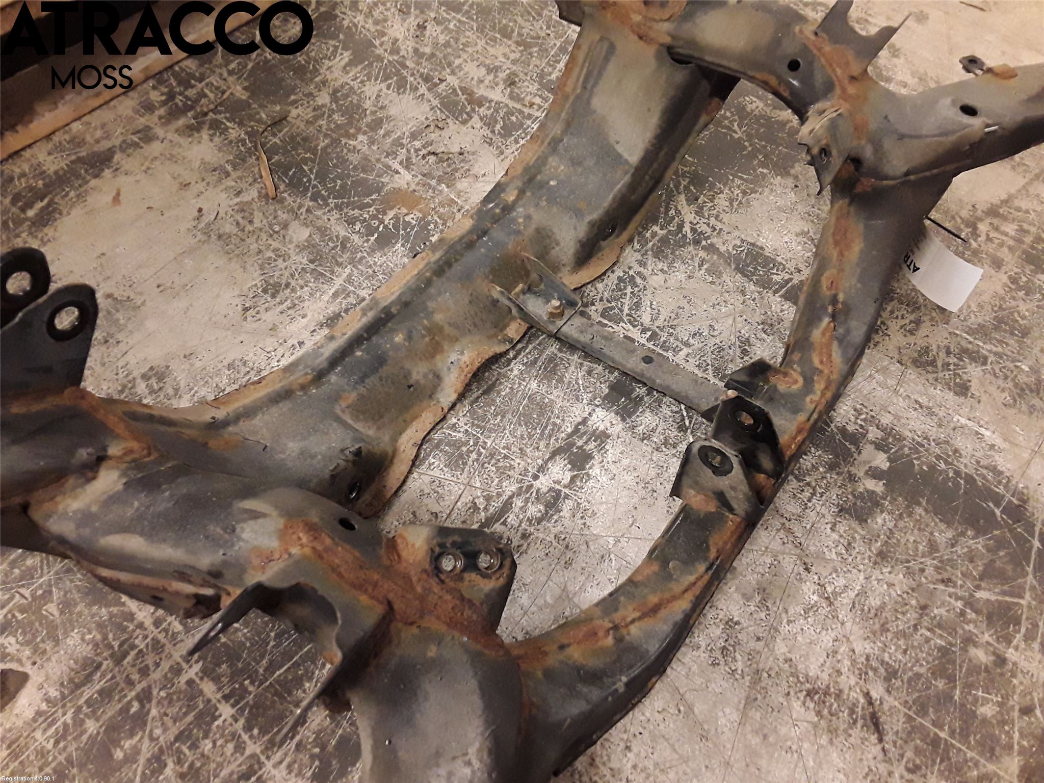 Mitsubishi OUTLANDER 13-21 Bakaksel Feste Travers-Ramme