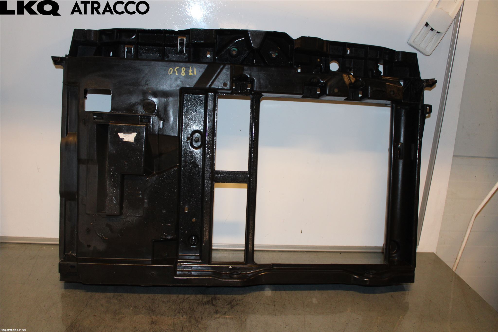 Peugeot 208 12-15 Frontplate