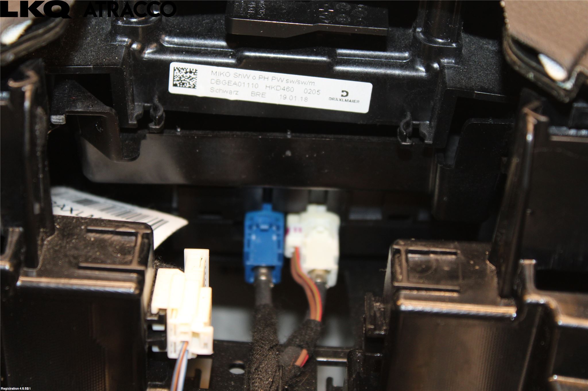 Mercedes-Benz MB E-KLASS (W213) 16-23 Instrumentkonsoll Midt