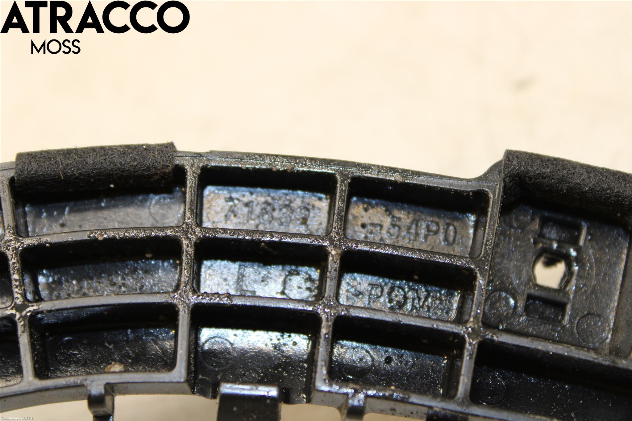 Suzuki VITARA 15- Støtfangerfeste Bak Venstre