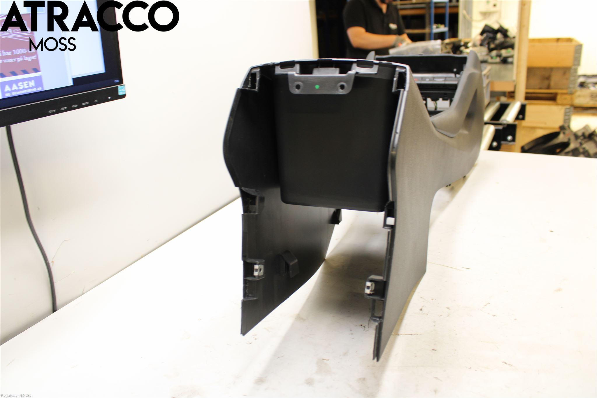 Skoda KODIAQ 17-24 Innr Konsoll-Lomme