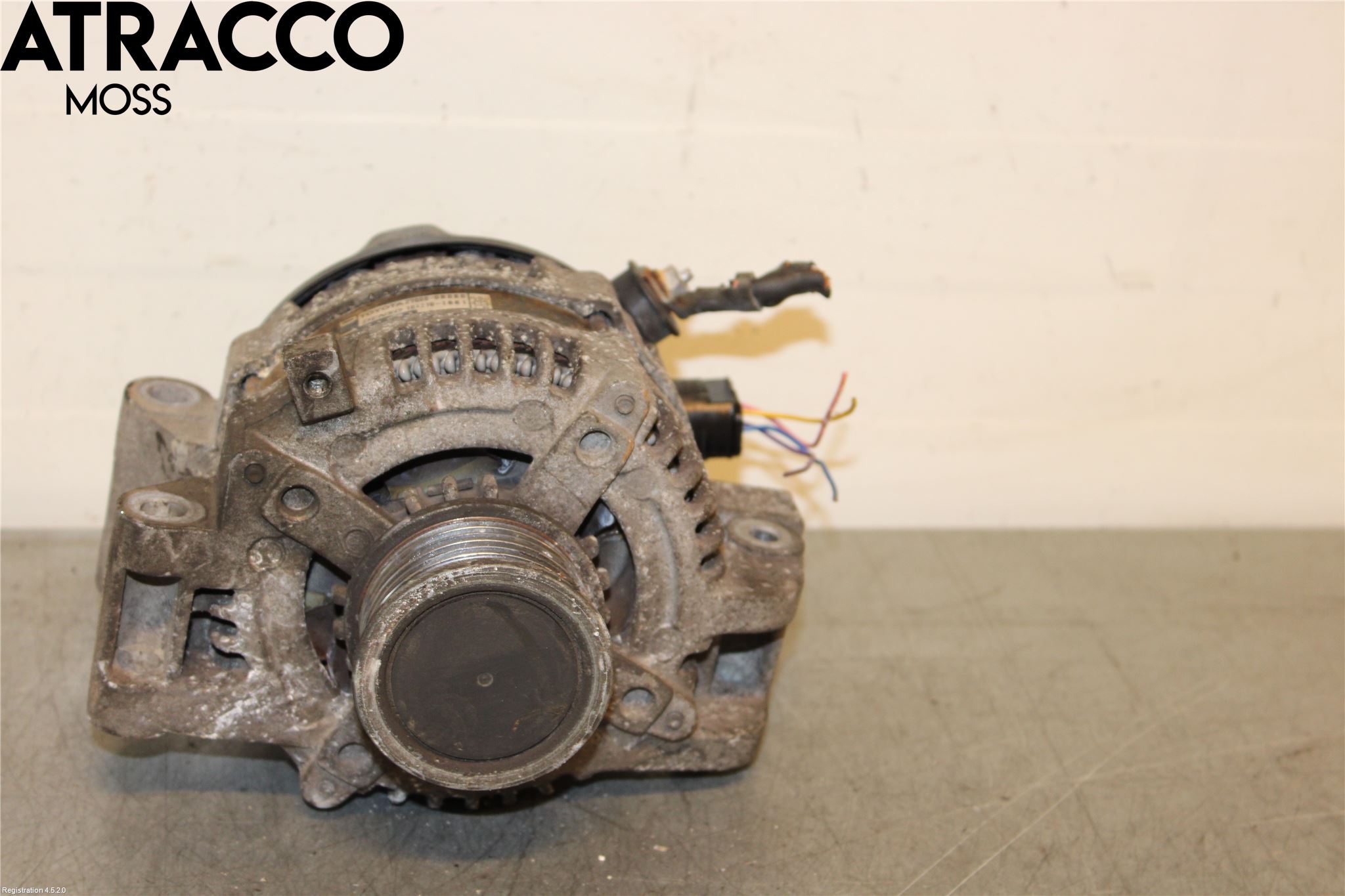 Toyota AVENSIS 09-15 Dynamo