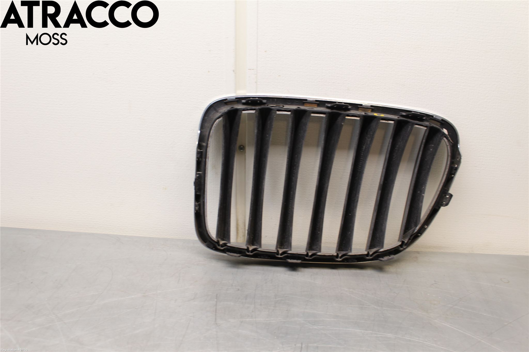 BMW X1 E84 10-15 Grilldel Høyre