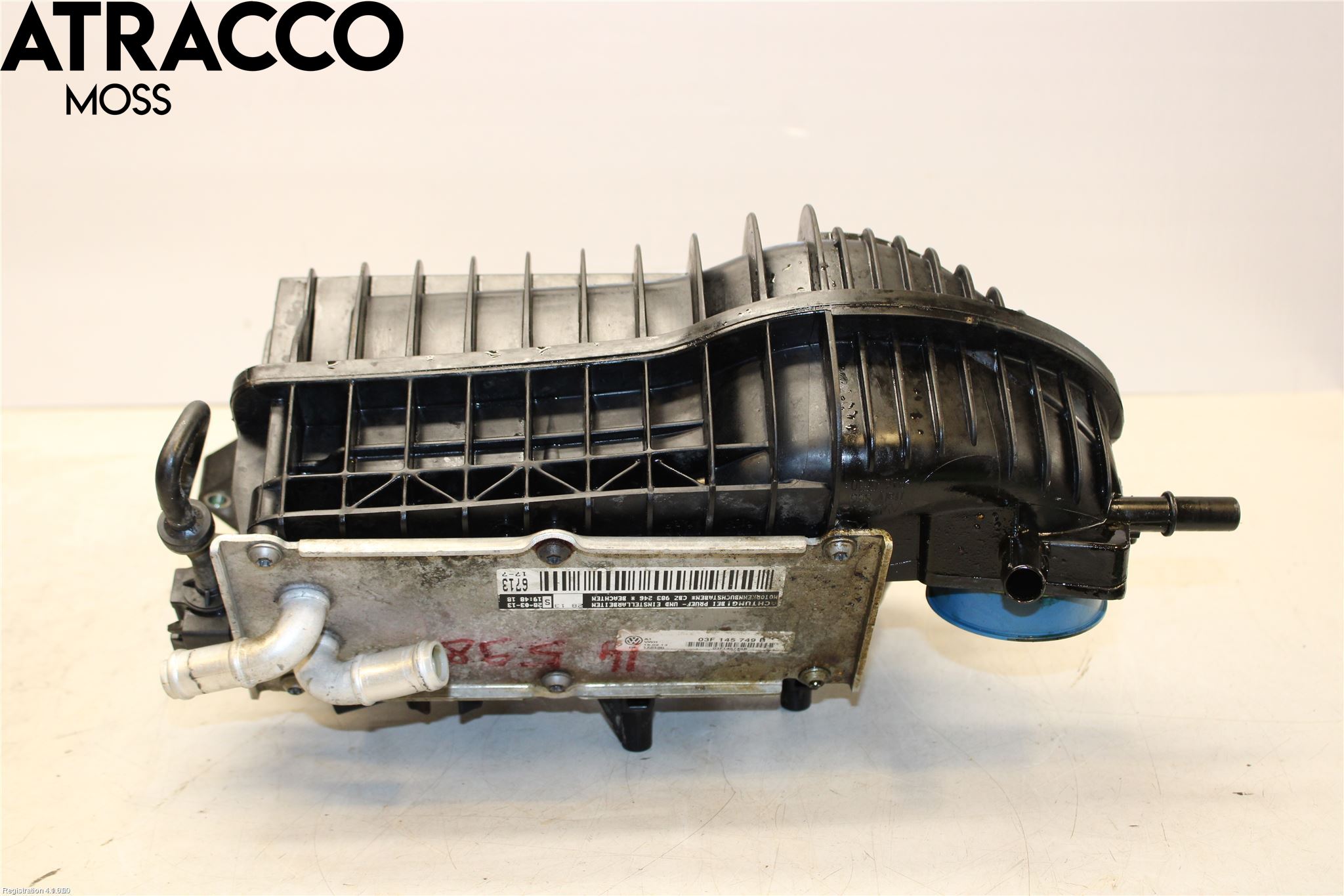 Volkswagen VW CADDY 11-15 Innsugningsmanifold