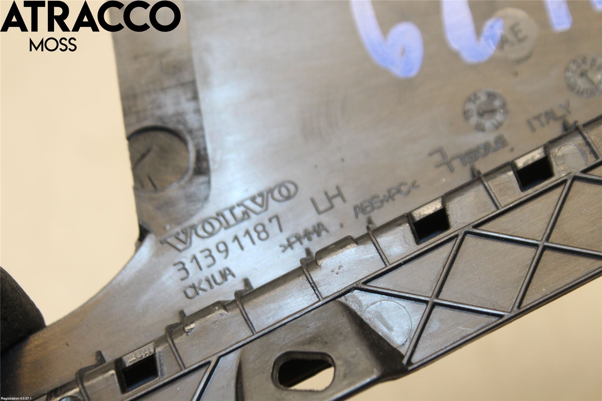 Volvo V40 12-19 Dør Dekorlist Vb