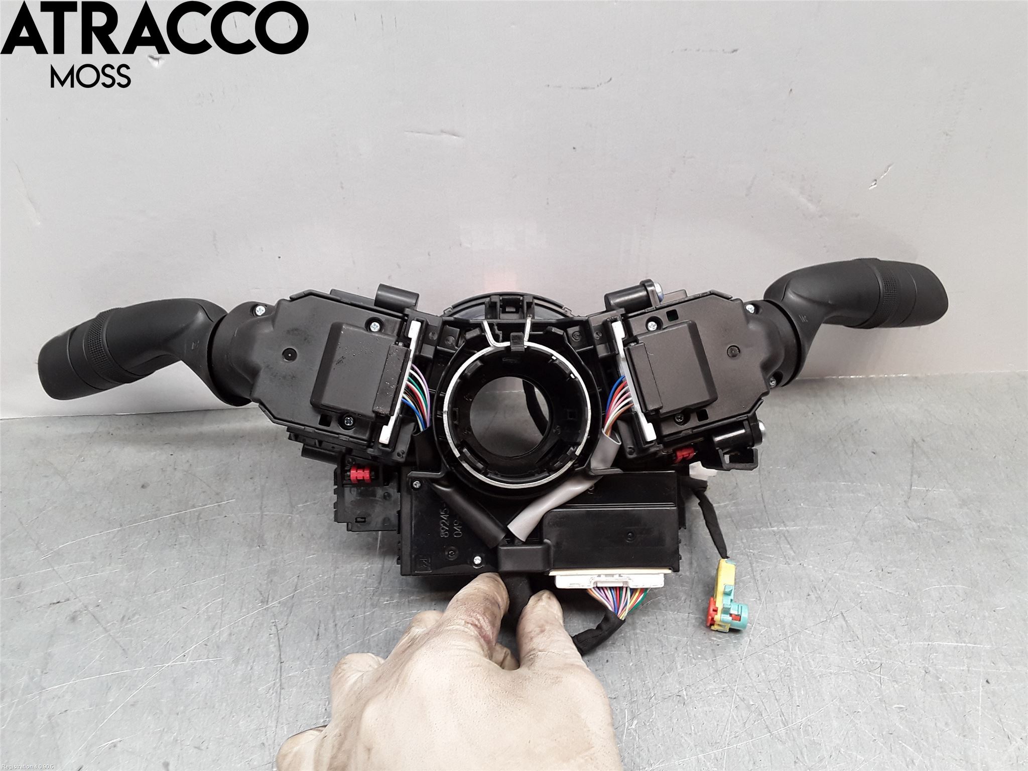 Toyota YARIS XP21 20- Bryter Ratt Kombi H Og V