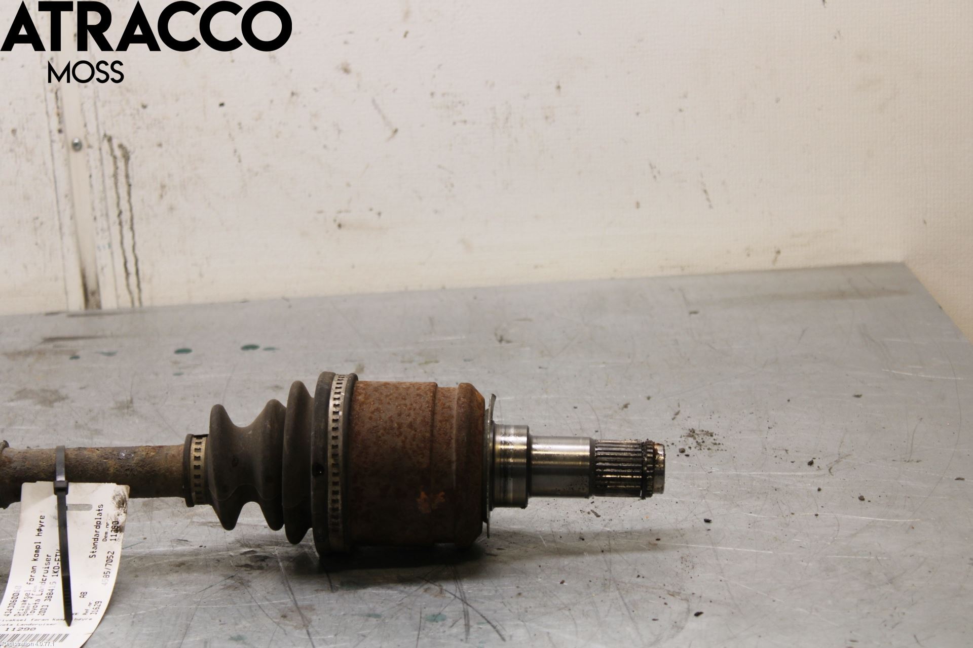 Toyota LANDCRUISER Drivaksel Foran Kompl Høyre