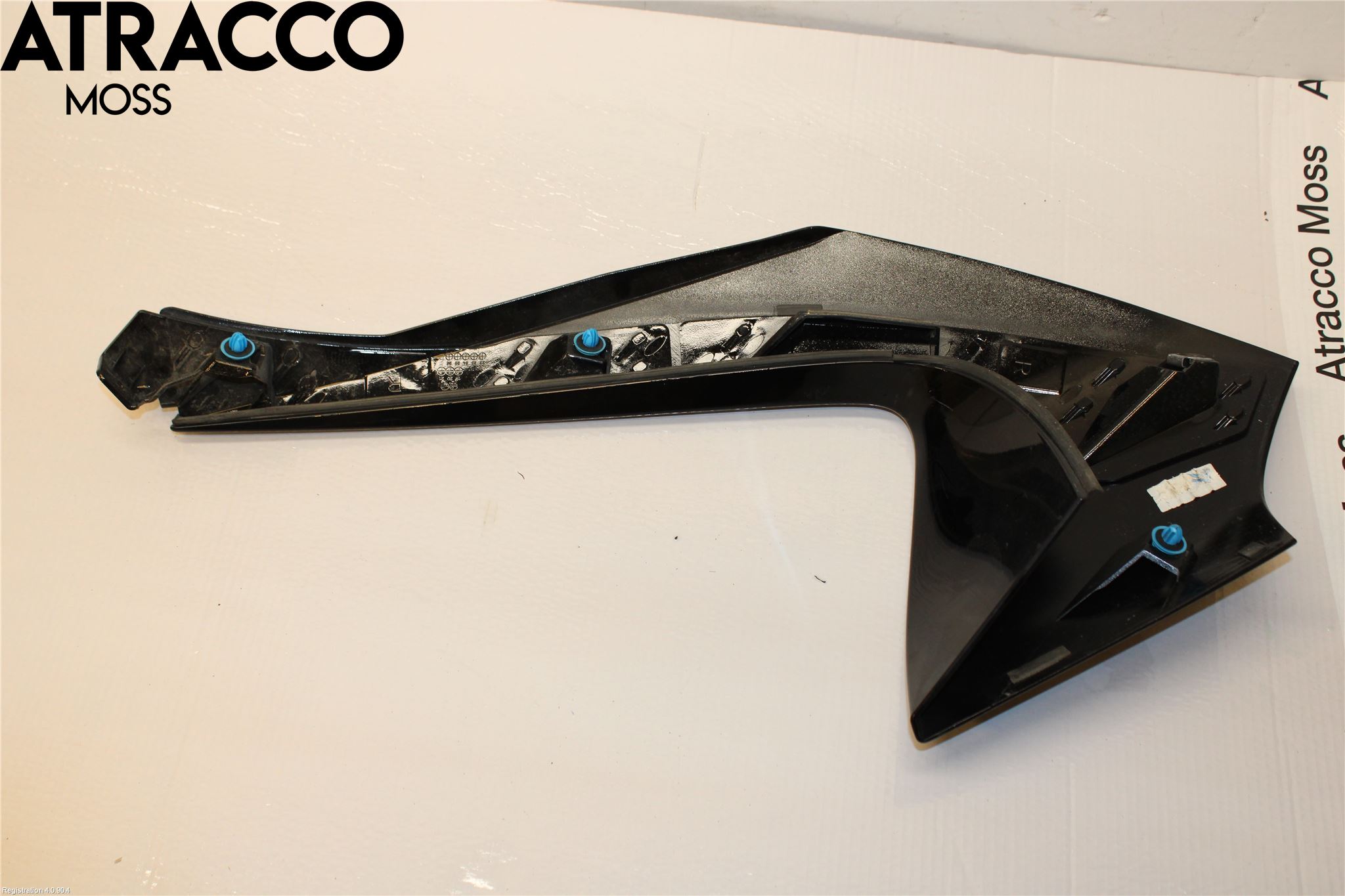 Nissan LEAF 18- Spoiler Bakluke