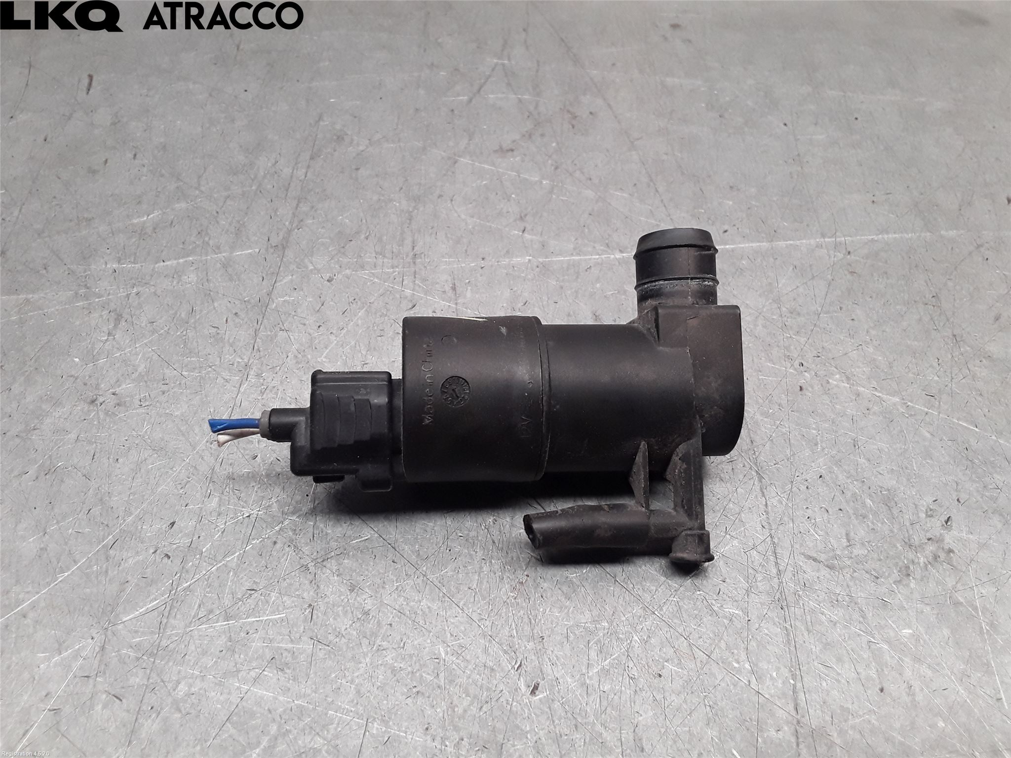 Toyota YARIS XP130 15-20 Spylerpumpe Frontrute