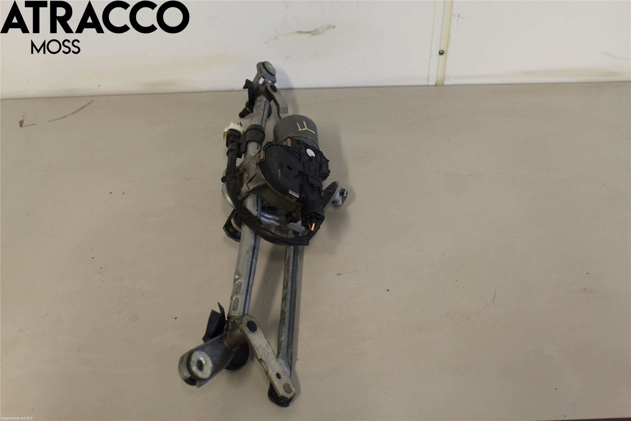 Toyota AVENSIS 09-15 Viskermotor Frontrute