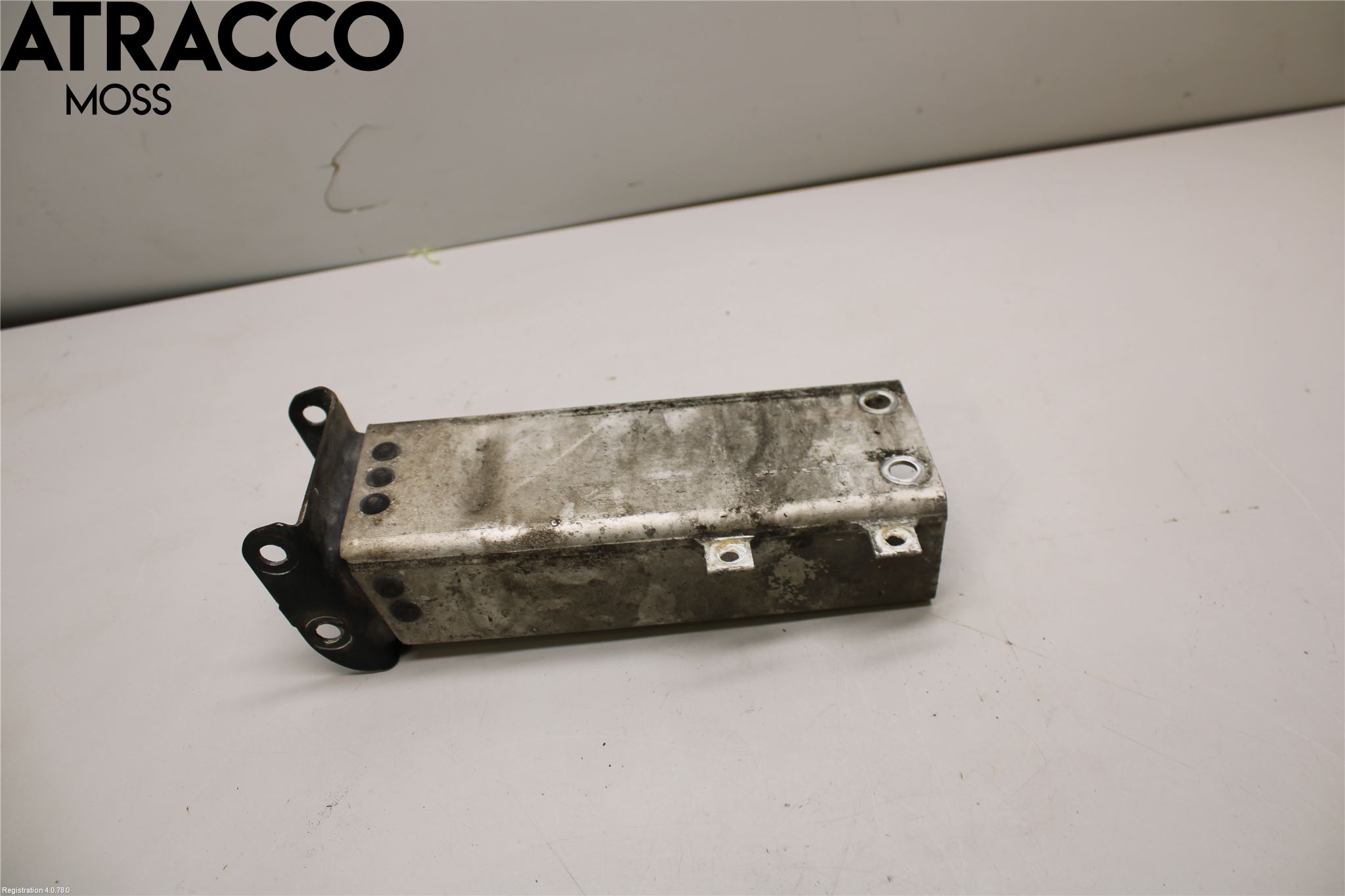 Mercedes-Benz MB E-KLASS (W211) 02-09 Støtfanger Foran Feste