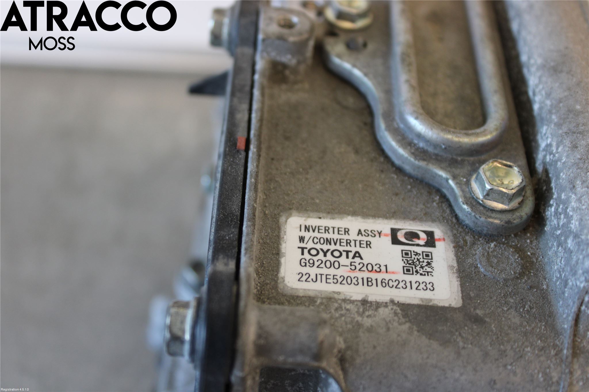 Toyota YARIS XP130 15-20 Hybridconverter