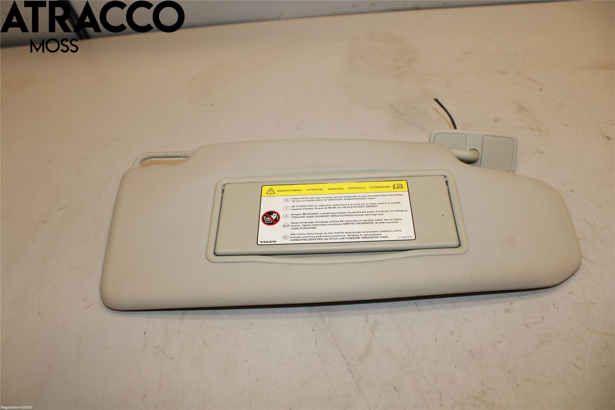 Volvo V40 12-19 Innr Solskjerm