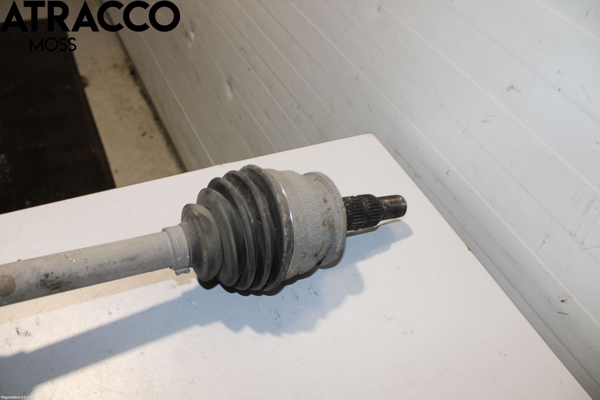 Opel INSIGNIA 09-16 Drivaksel Foran Kompl Høyre