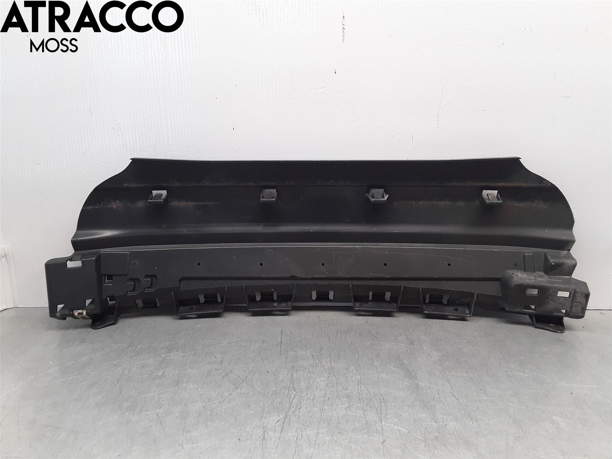 BMW 5 F10/F11/F18 09-17 Støtfanger Bak Midt Del