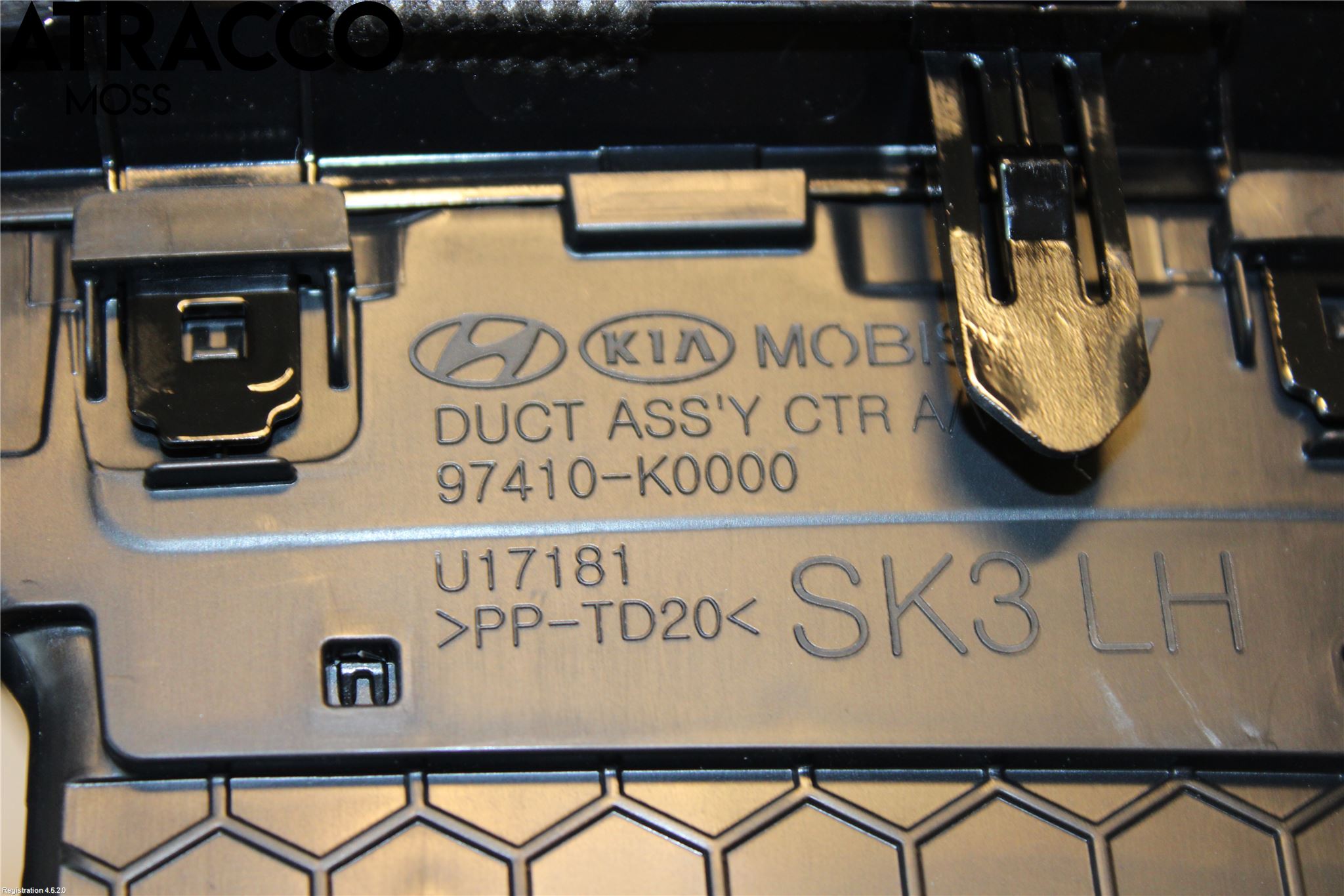 Kia SOUL 09- Dashbord Kanal - Dyse
